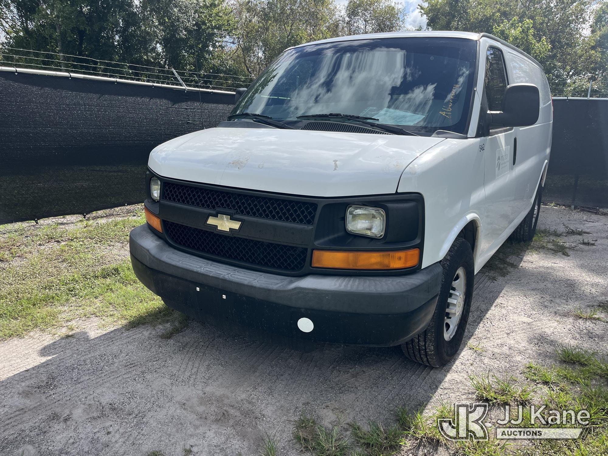 2014 Chevrolet Express G2500 Cargo Van