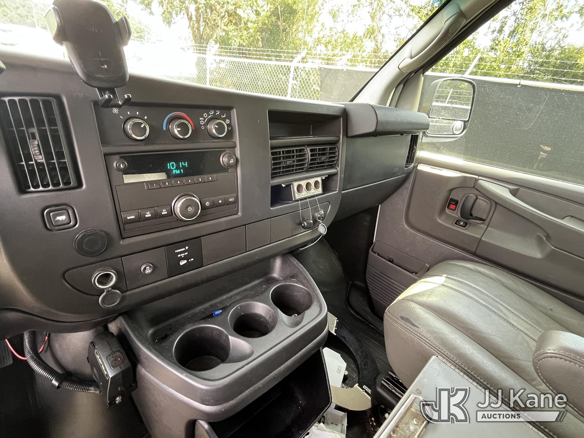 2014 Chevrolet Express G2500