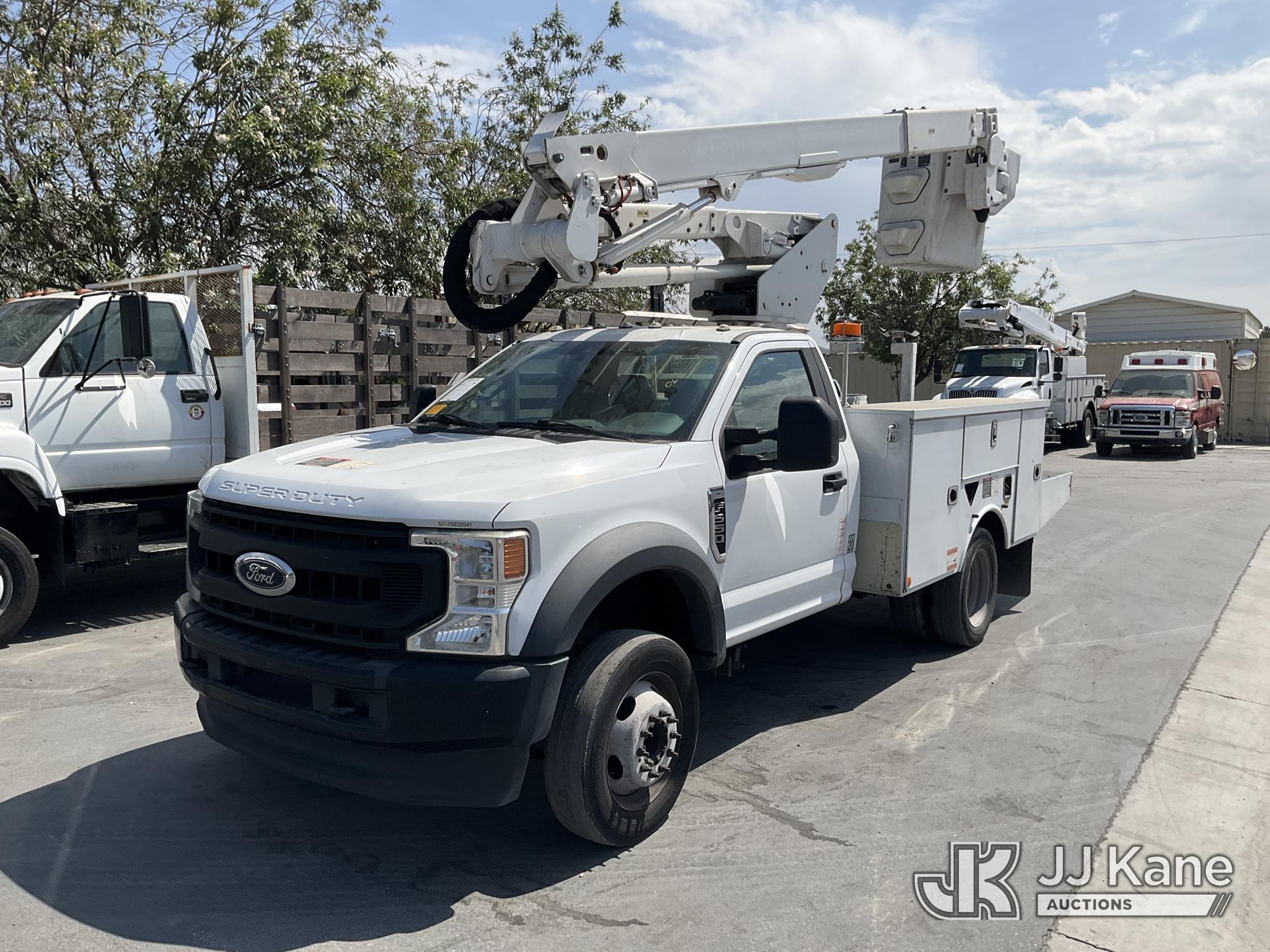 Photo of 2021 Ford F-550