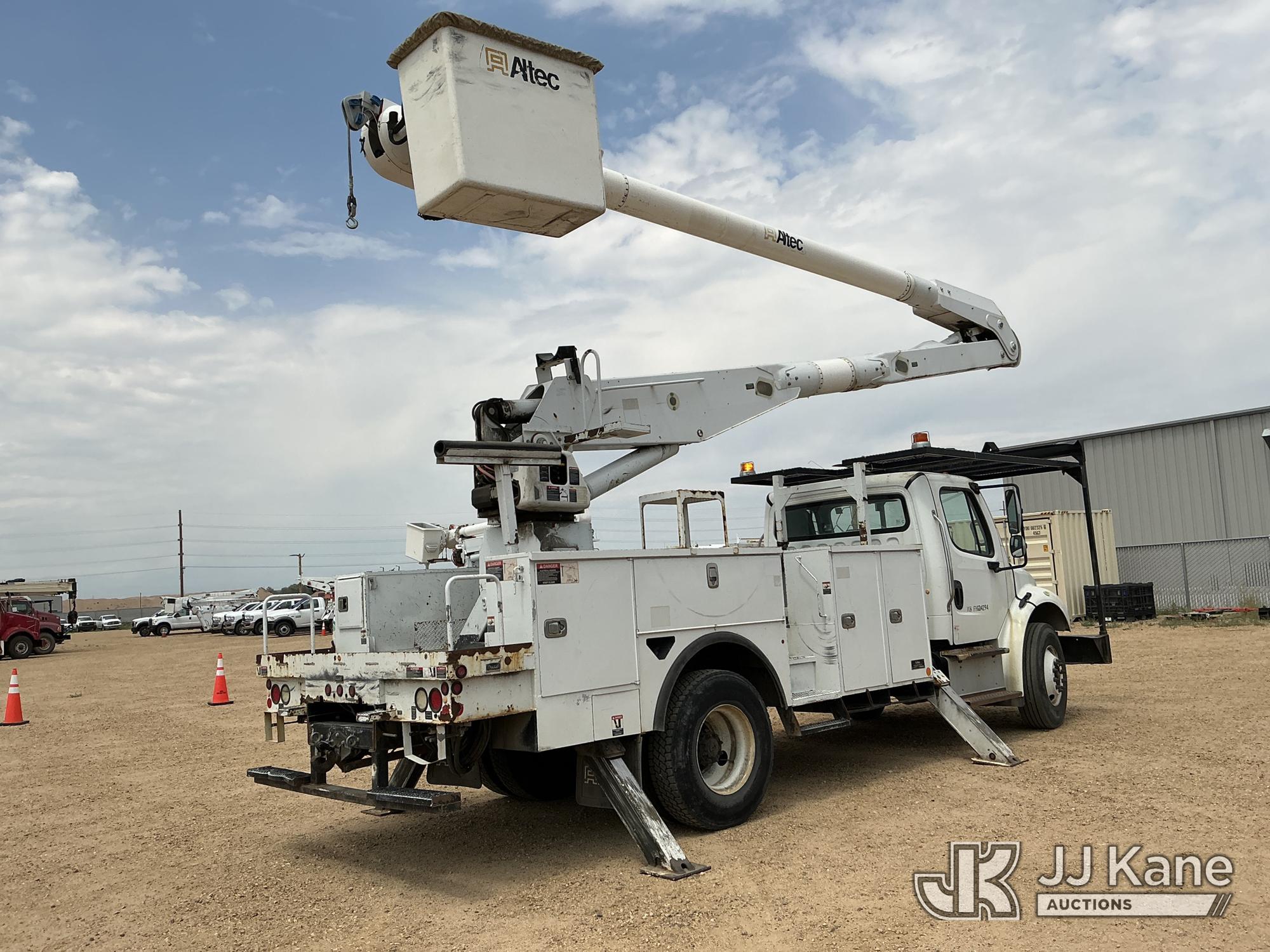 2015 Freightliner M2 106