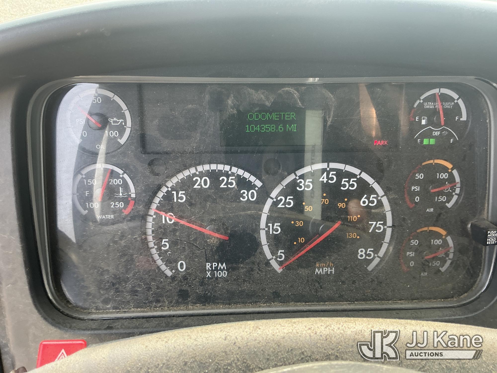 2016 Freightliner M2 106