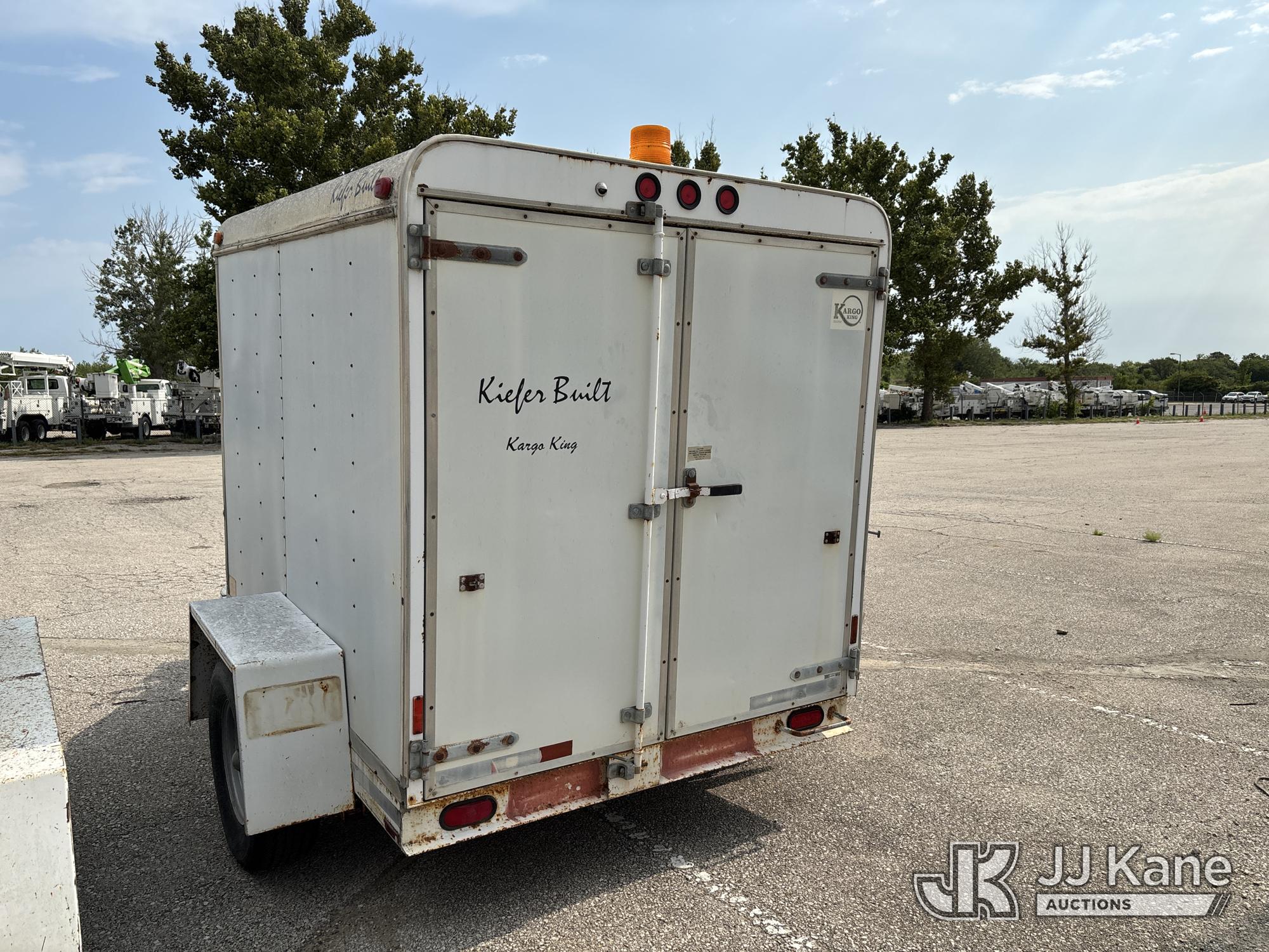1996 Kiefer-Built Kargo King