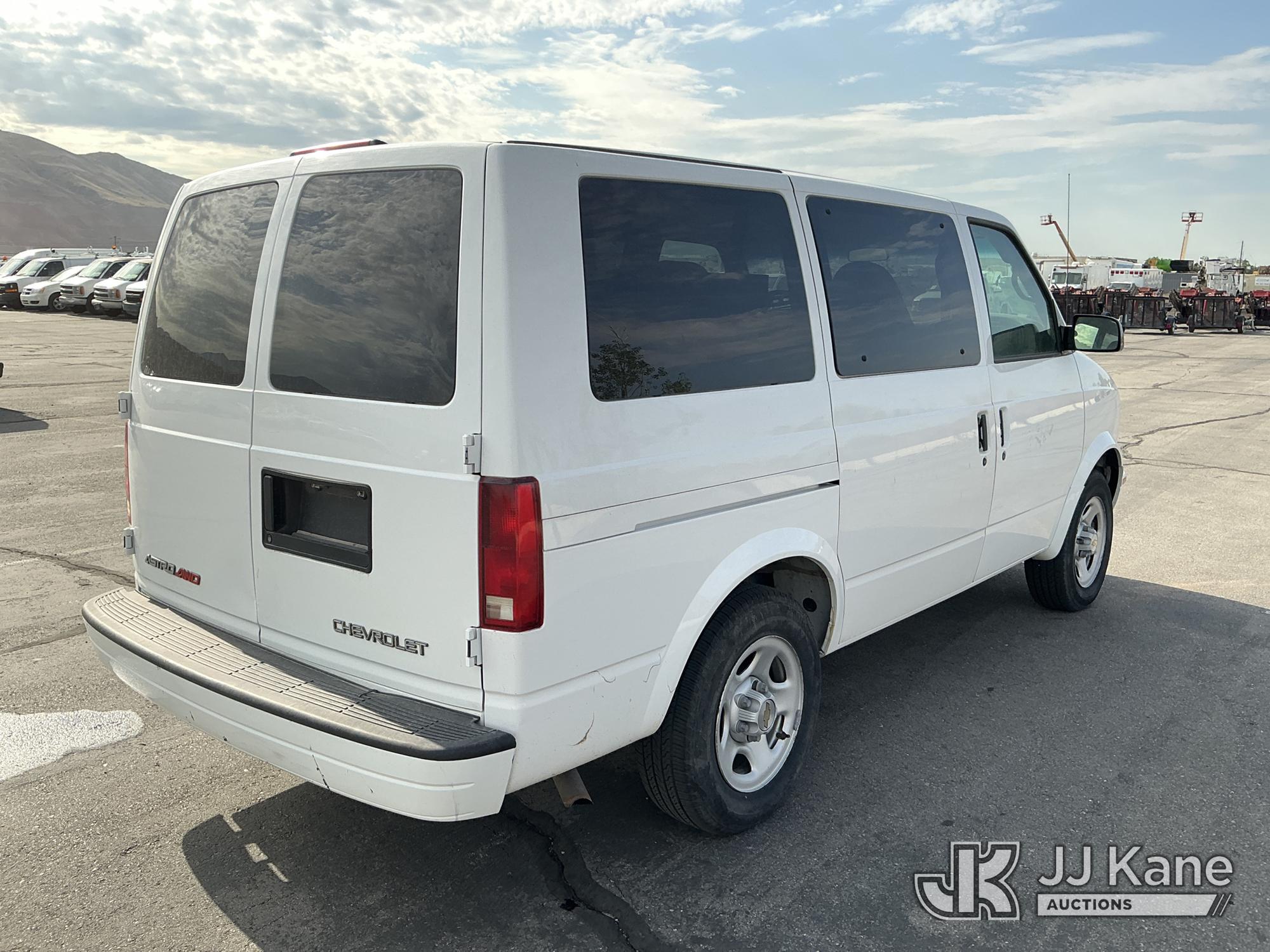 2003 Chevrolet ASTRO AWD