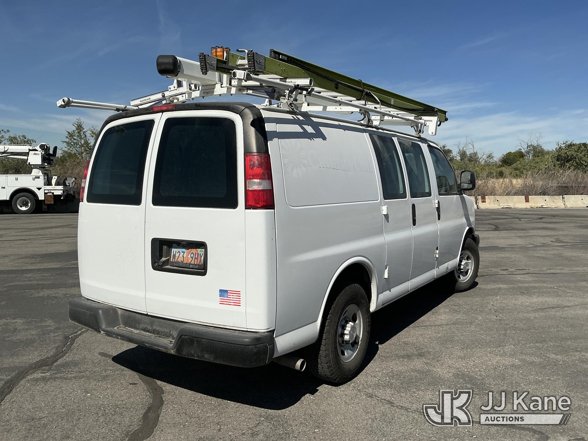2017 Chevrolet EXPRESS G2500