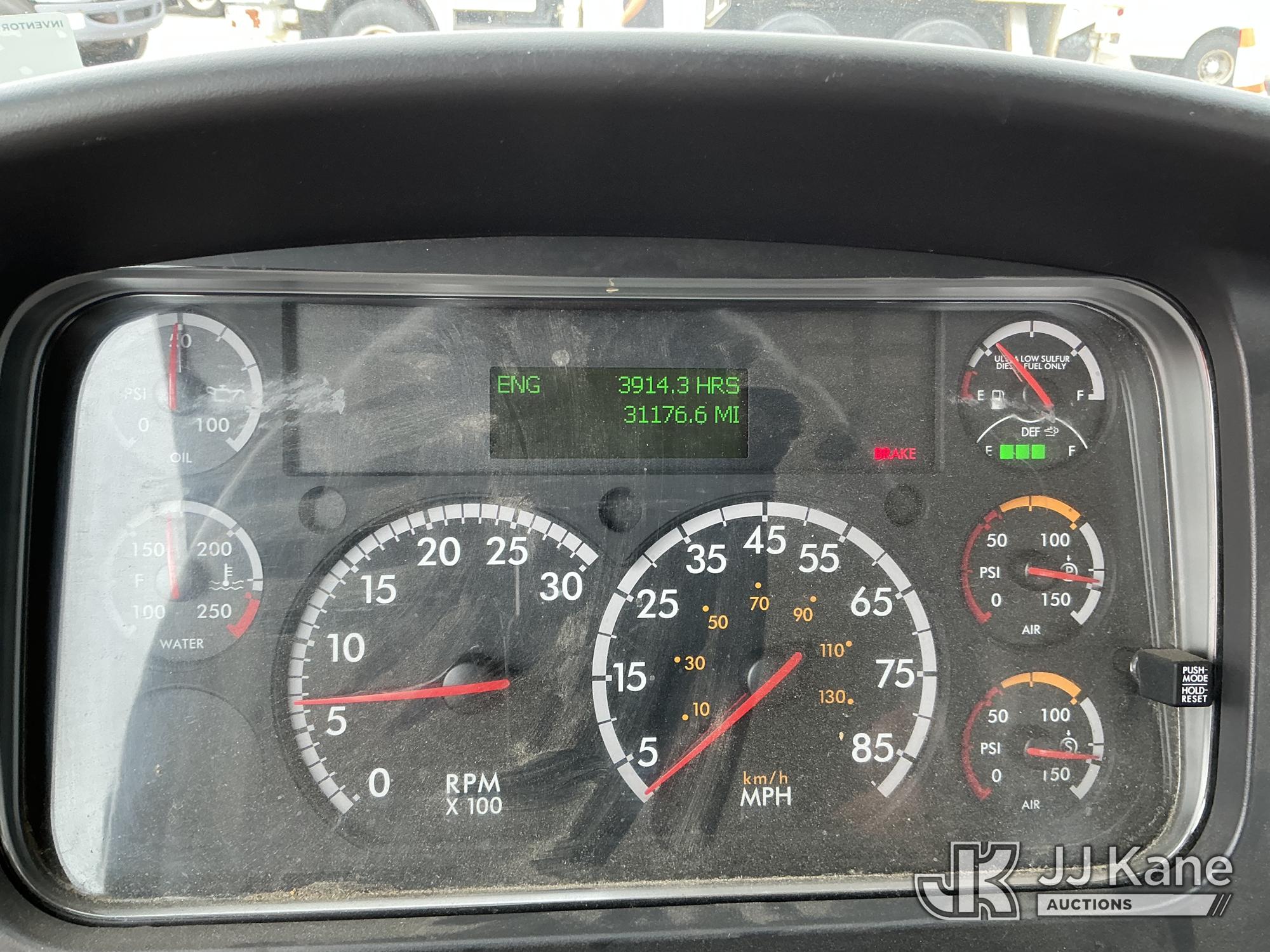 2019 Freightliner M2