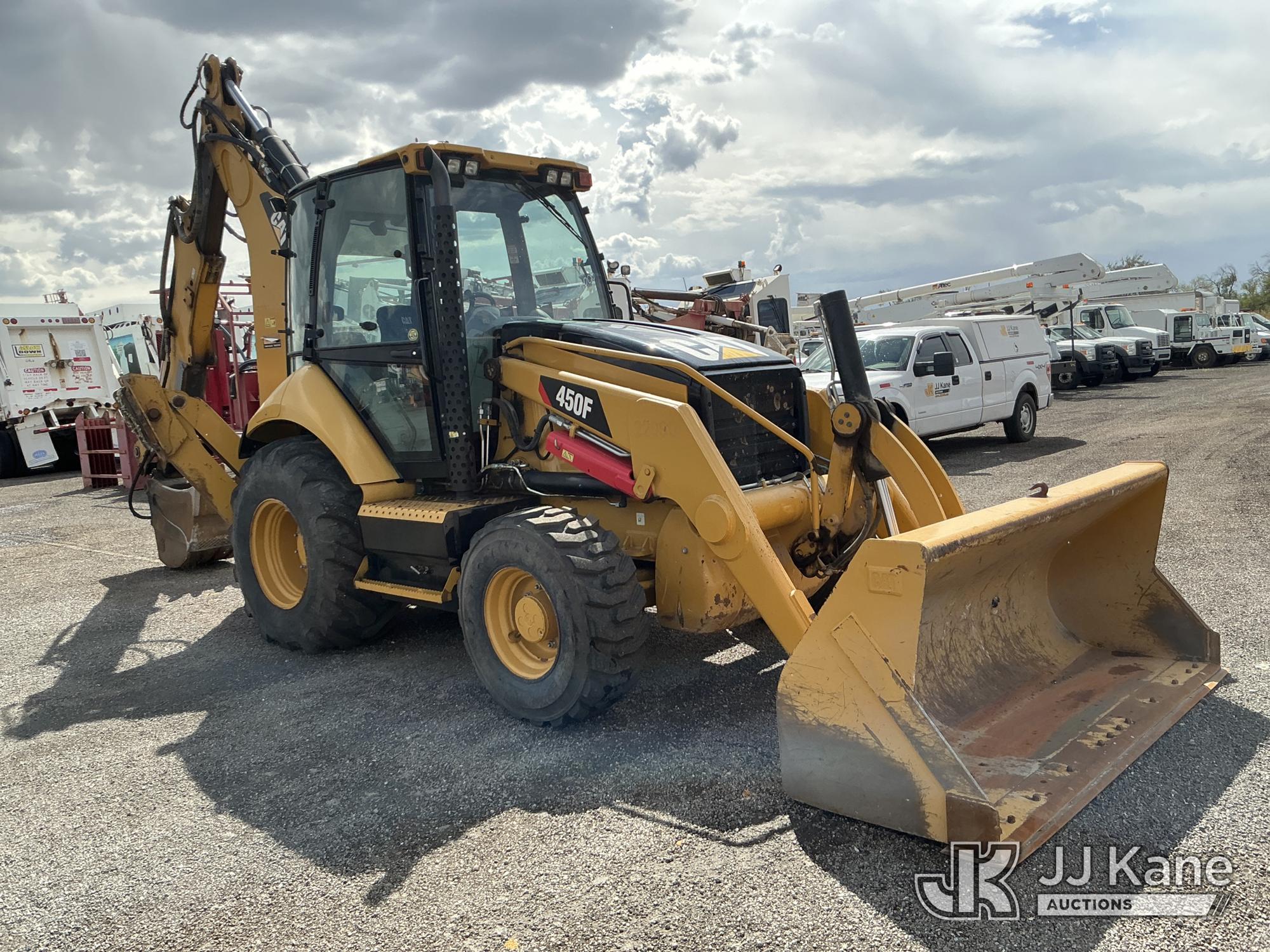 2017 Caterpillar 450F
