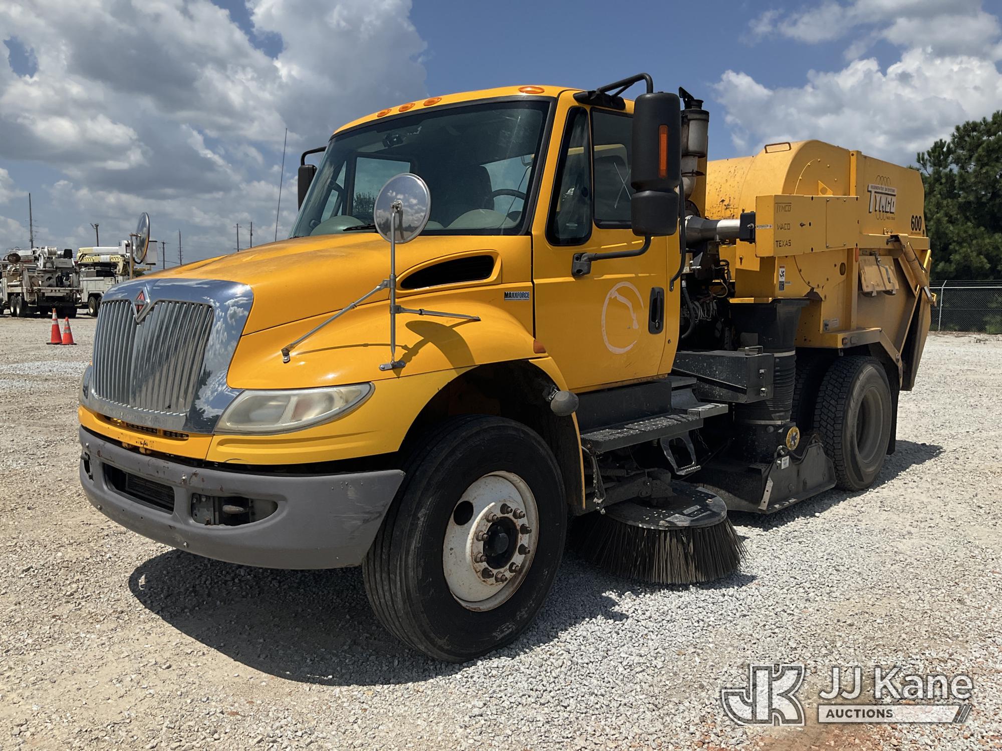 2015 International 4300 Street Sweeper Truck