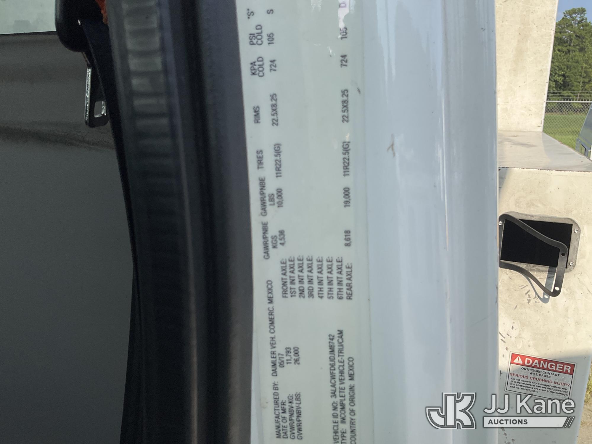 2018 Freightliner M2 106