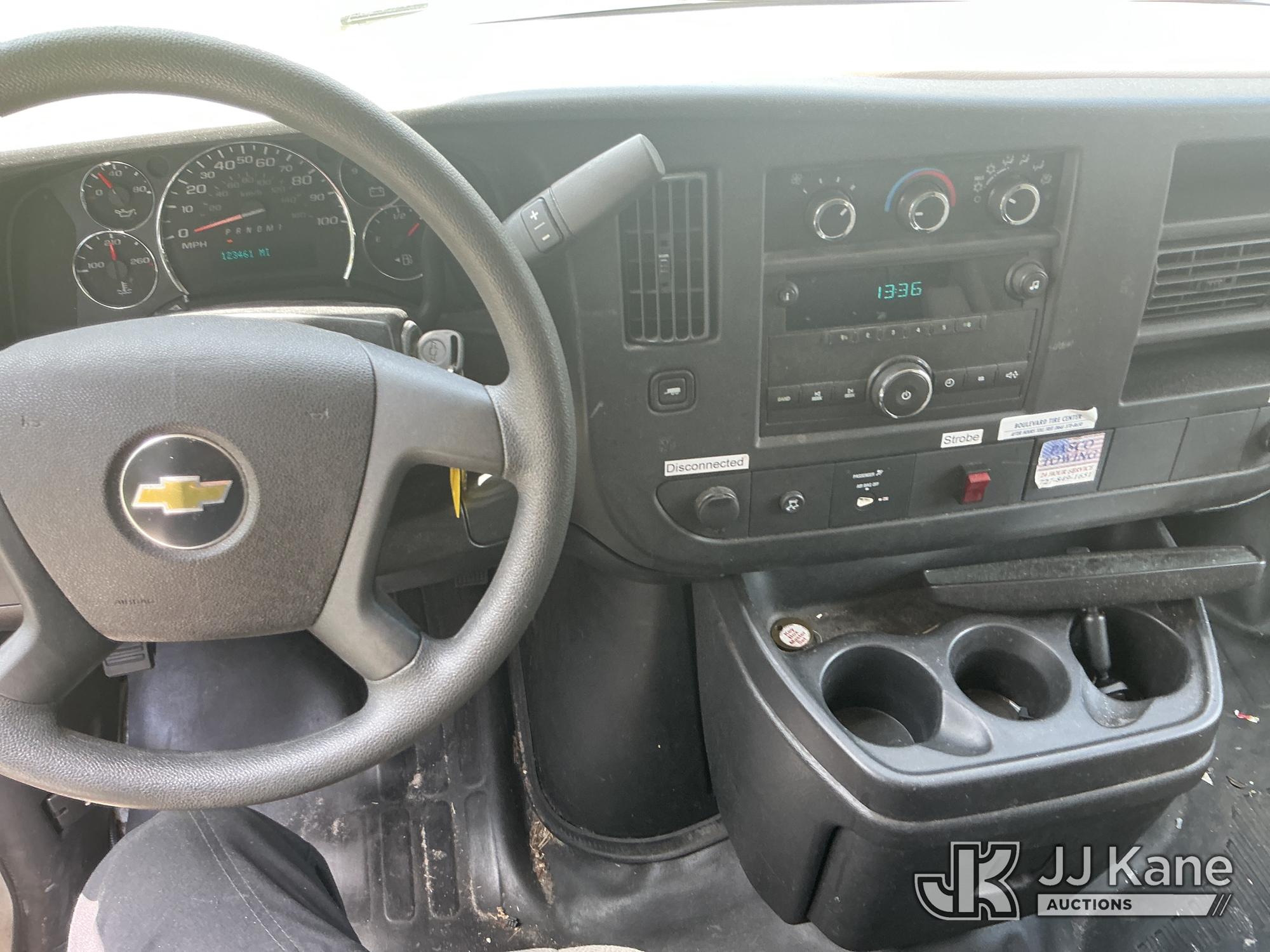 2011 Chevrolet Express G2500