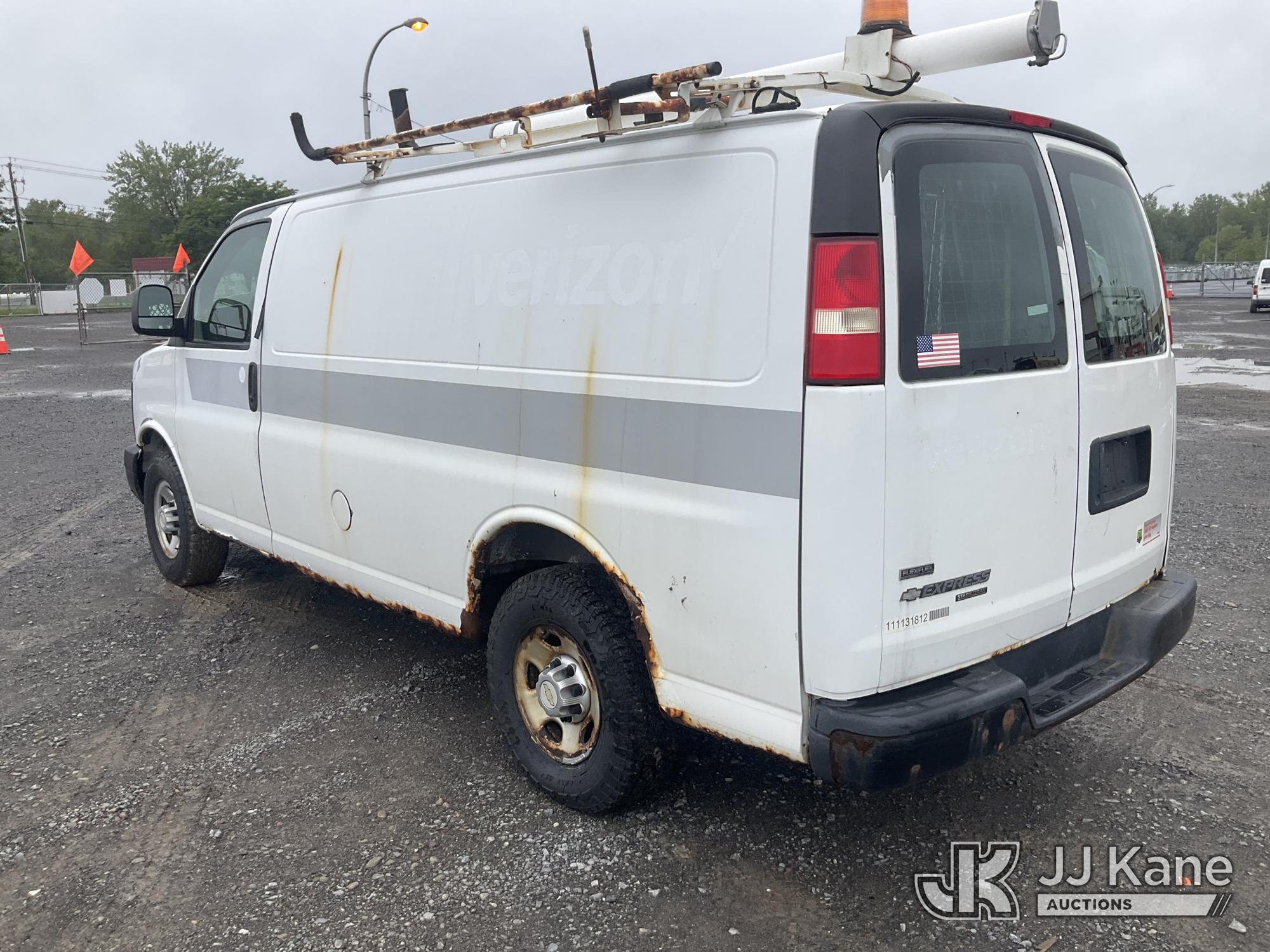 2011 Chevrolet EXPRESS G2500