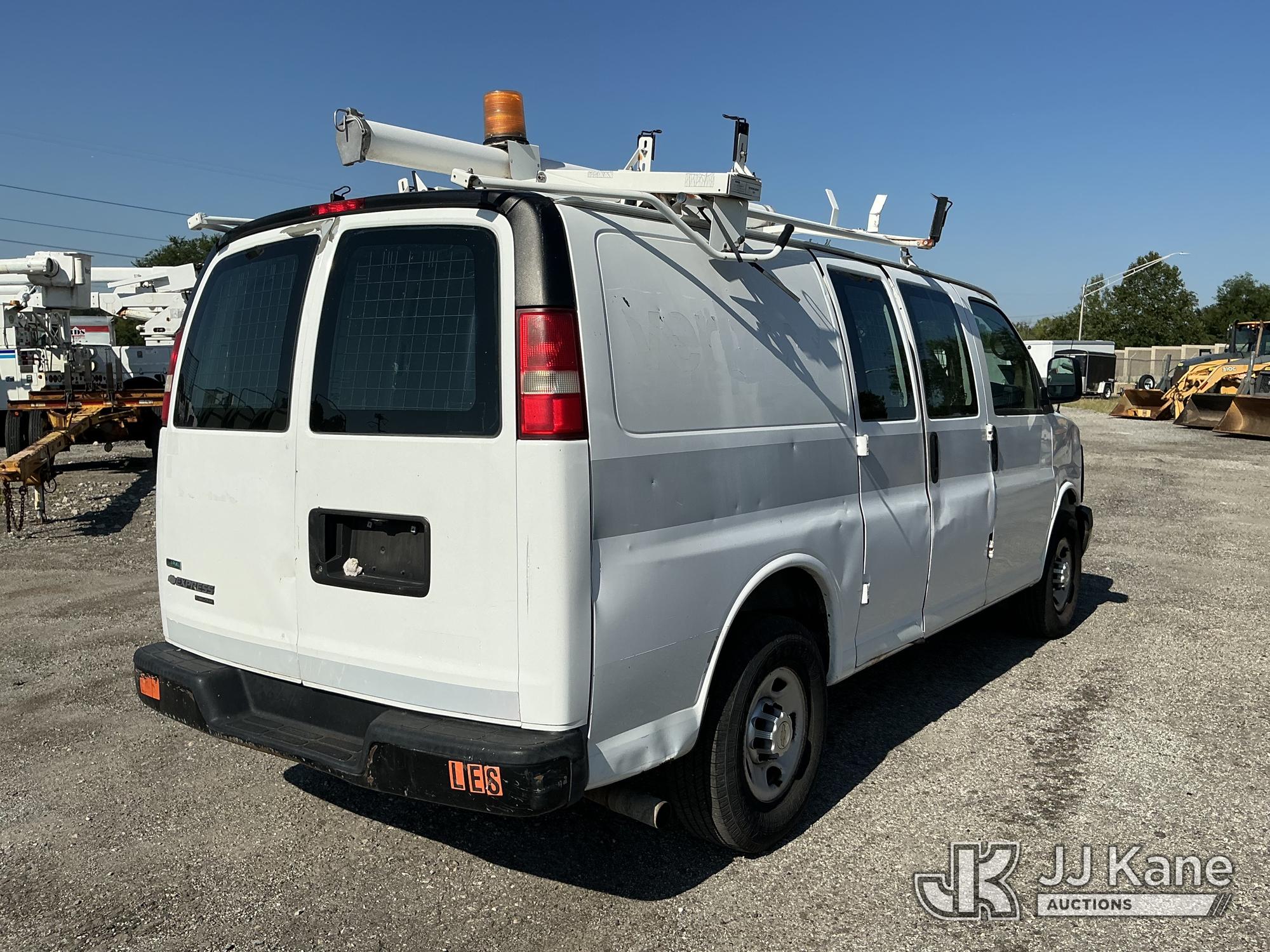 2011 Chevrolet EXPRESS G2500