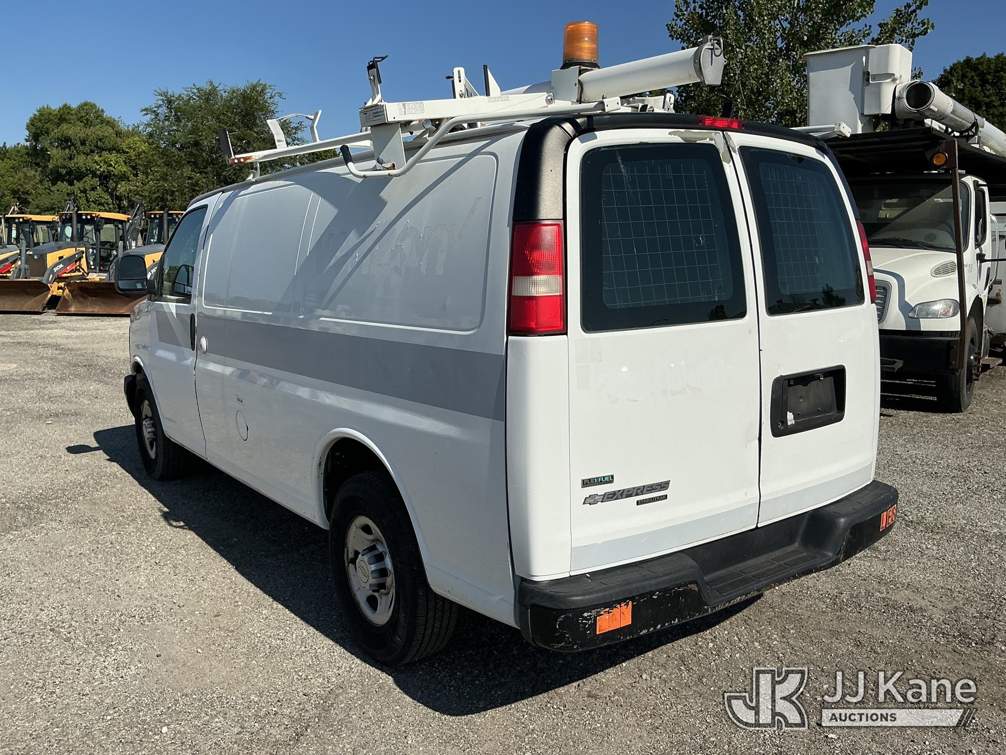 2011 Chevrolet EXPRESS G2500