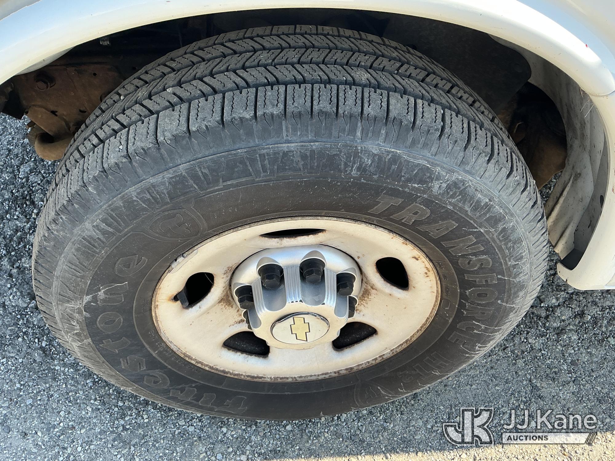 2011 Chevrolet EXPRESS G2500