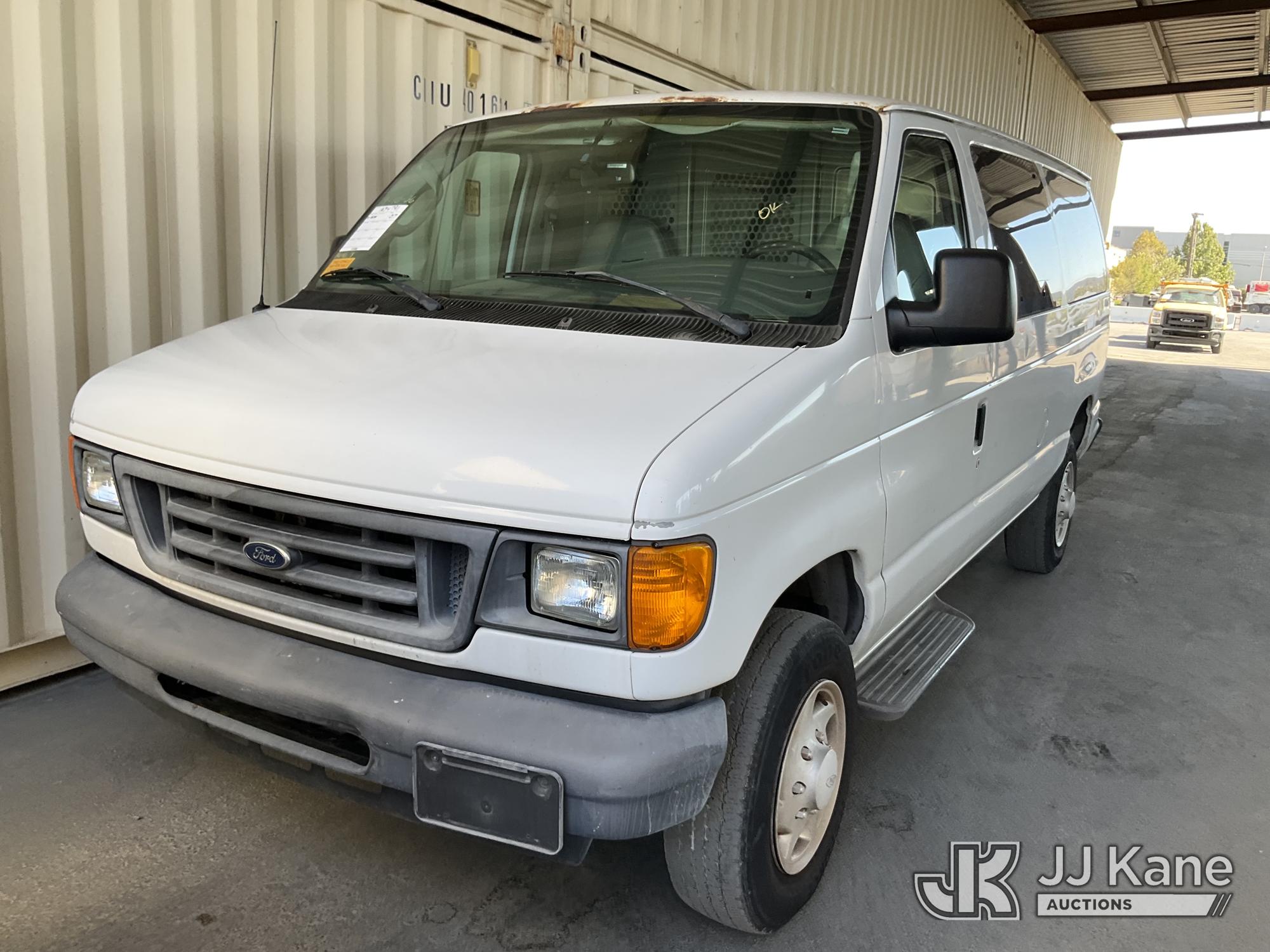Photo of 2007 Ford Econoline