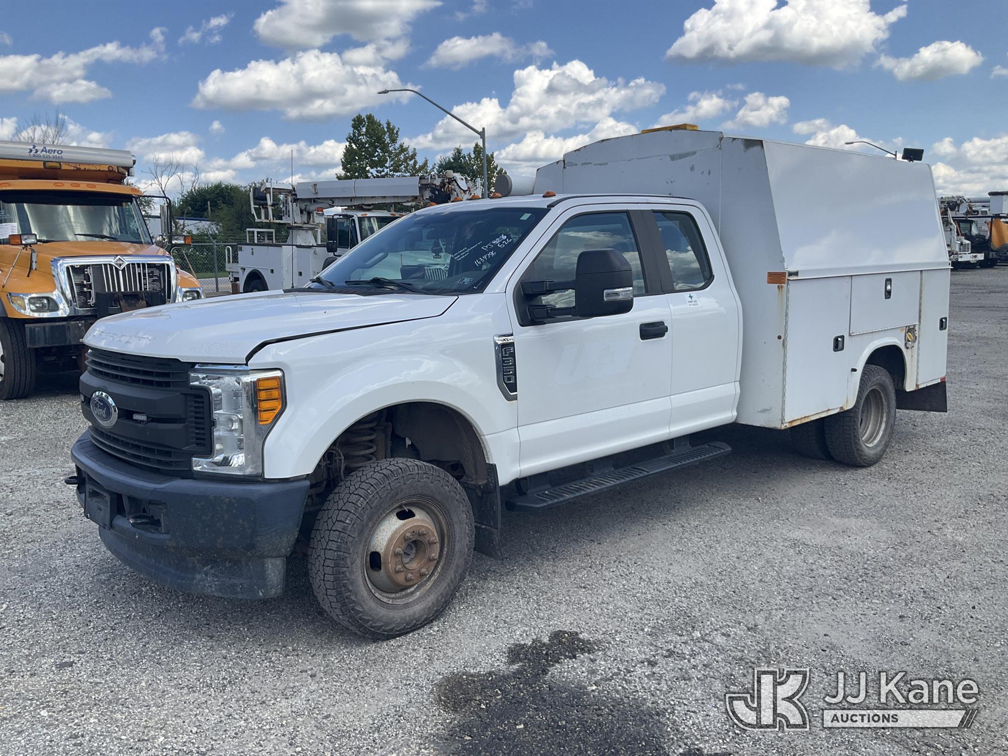 Photo of 2017 Ford F350 4x4