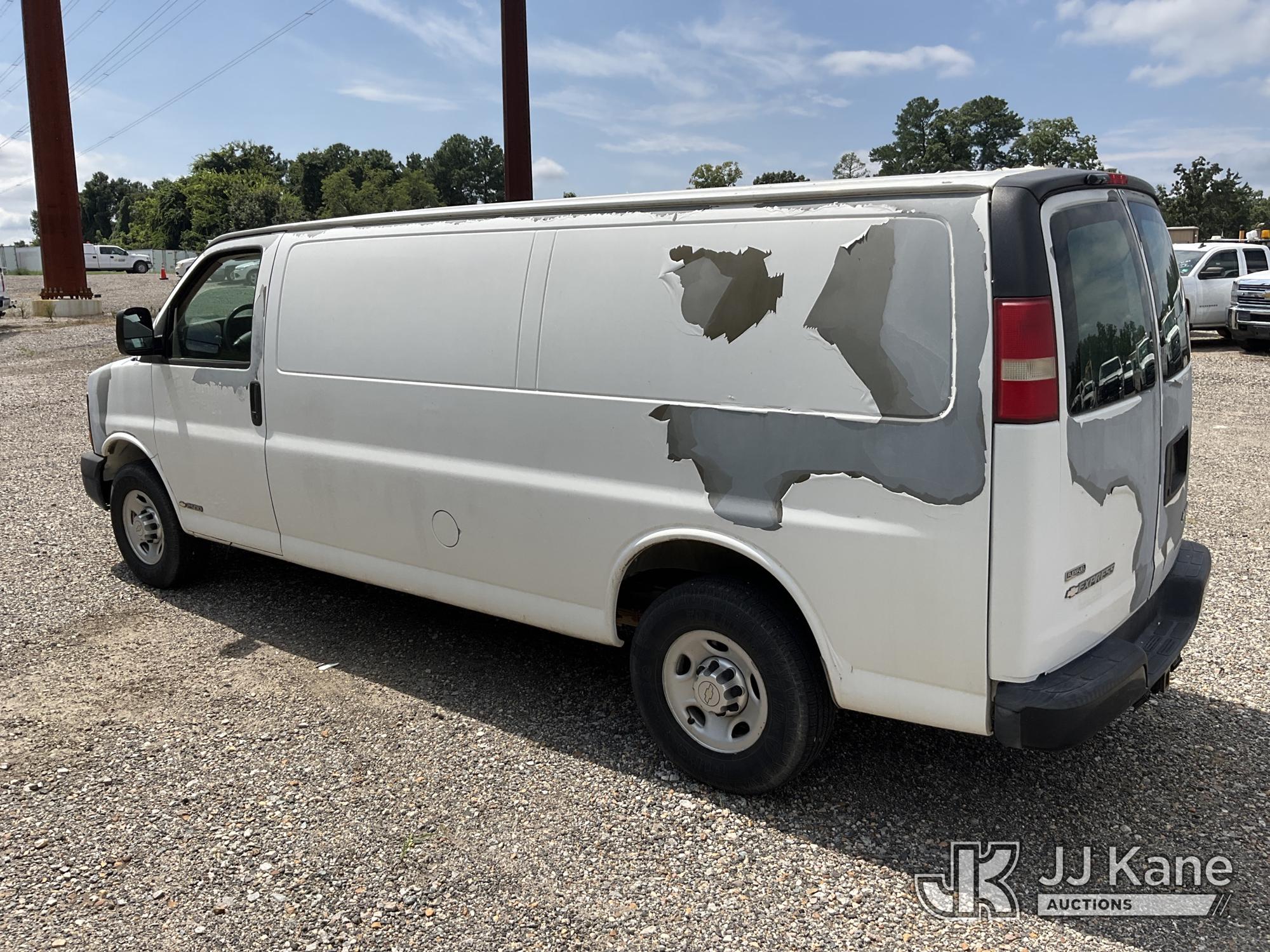 2010 Chevrolet EXPRESS G2500