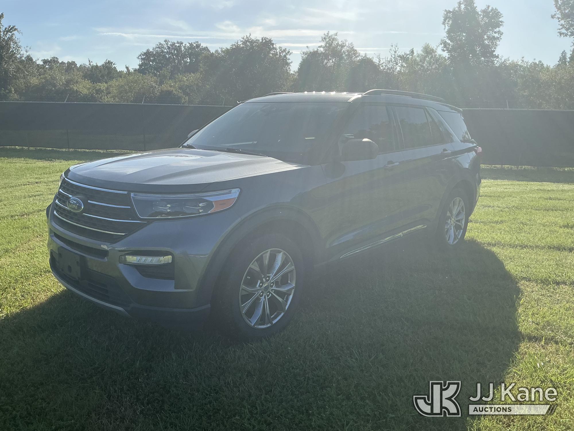 2022 Ford Explorer 4-Door Sport Utility Vehicle (1634831)