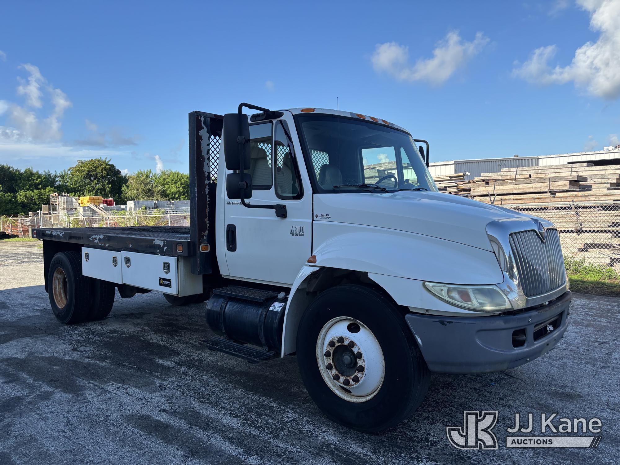 2005 International 4300