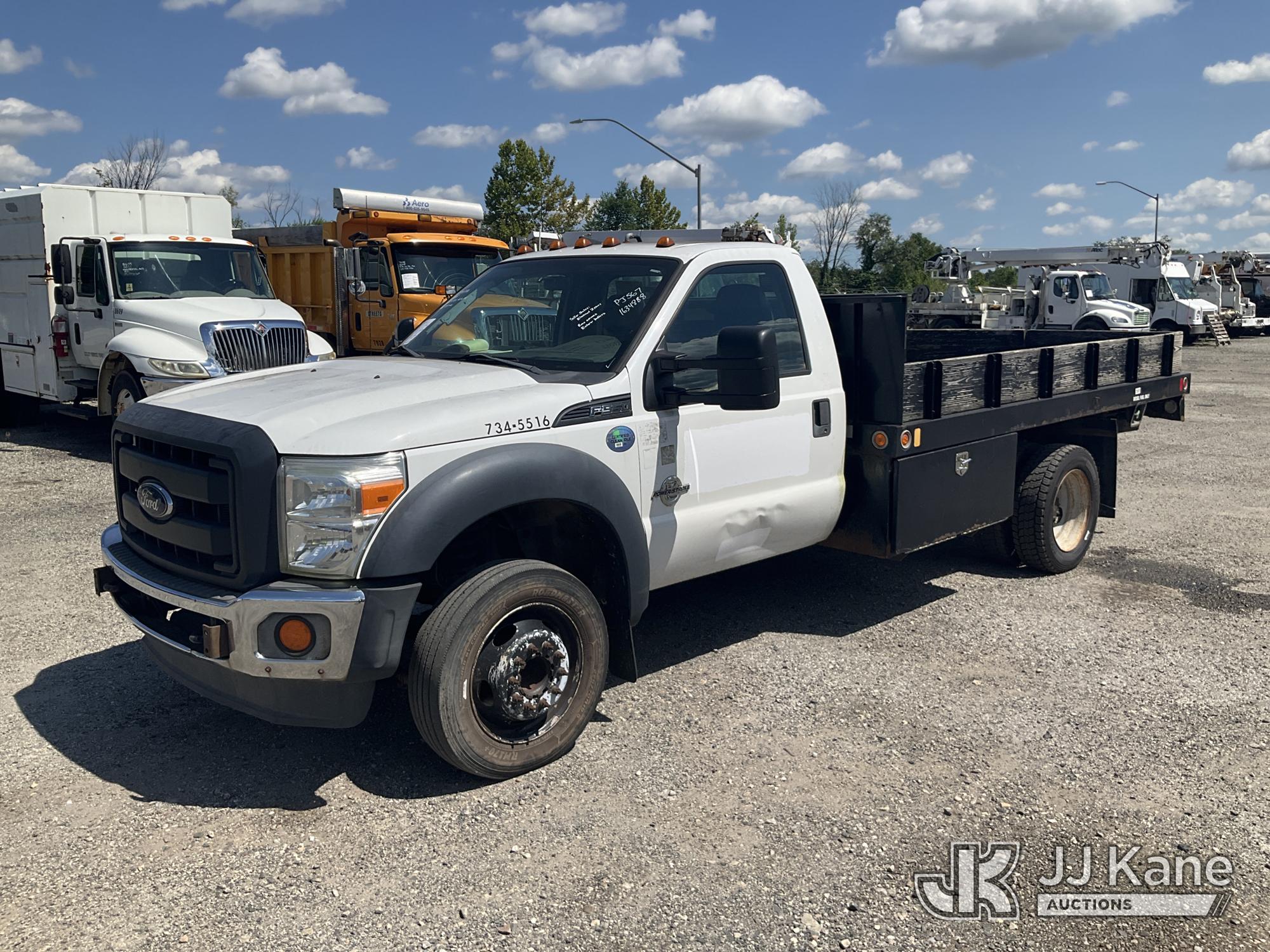 2015 Ford F550 2WD