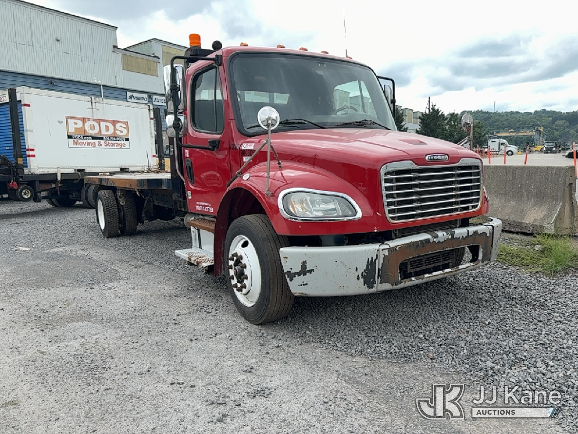 2017 Freightliner M2 106