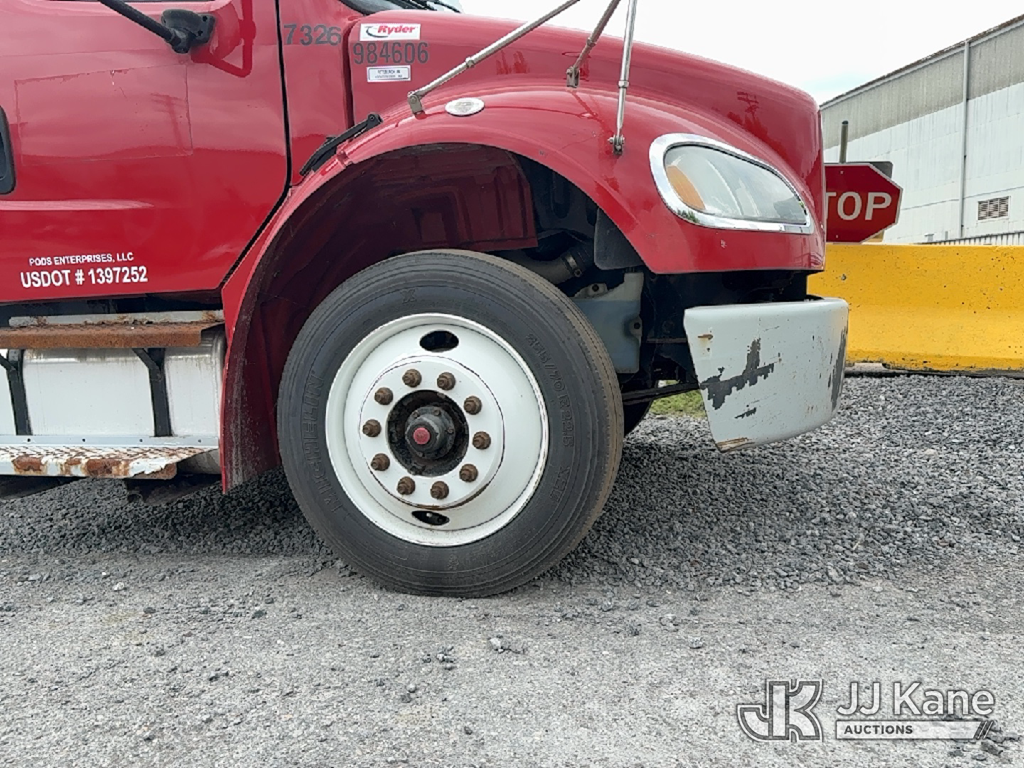 2017 Freightliner M2 106