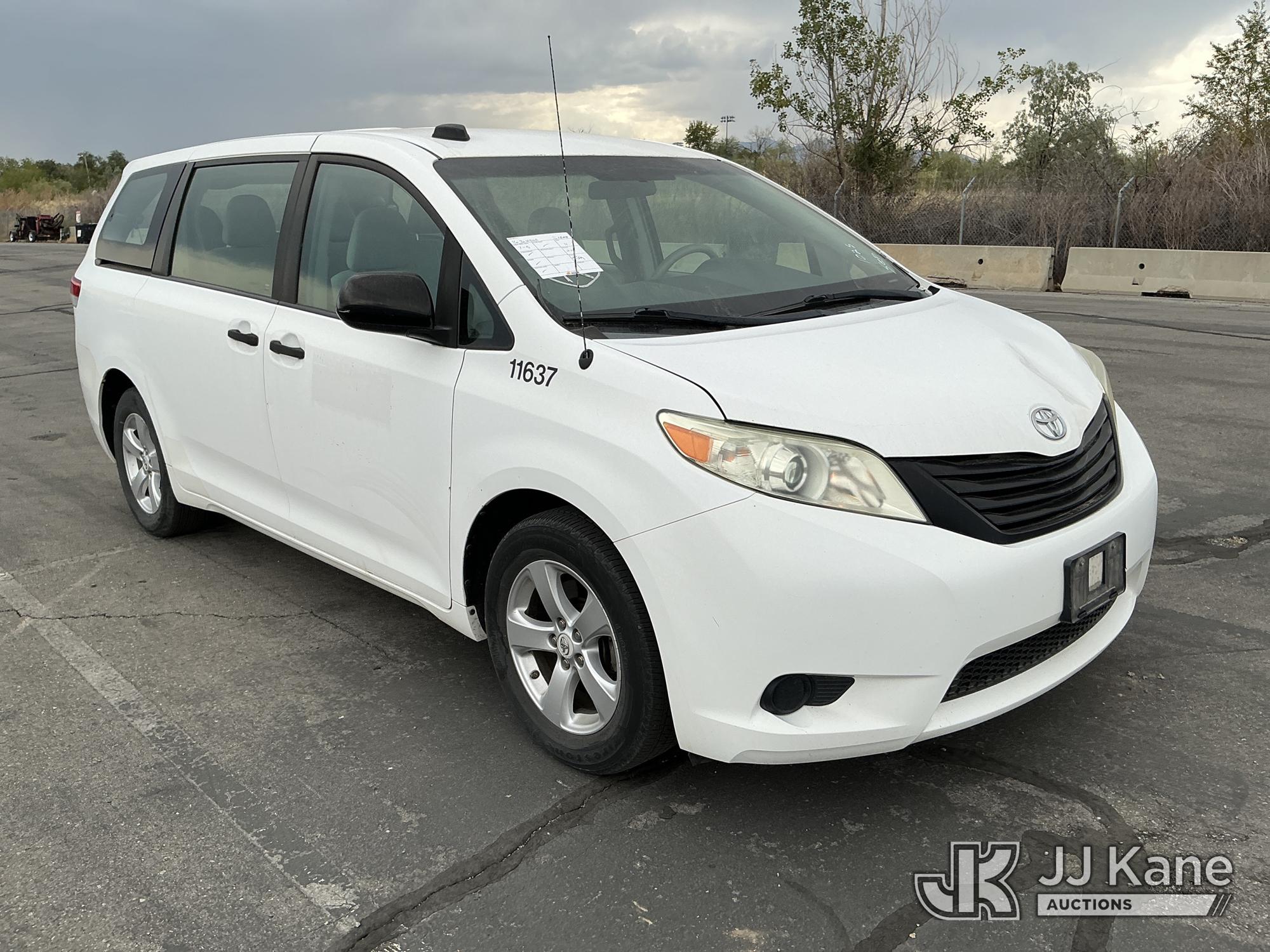 2011 Toyota SIENNA