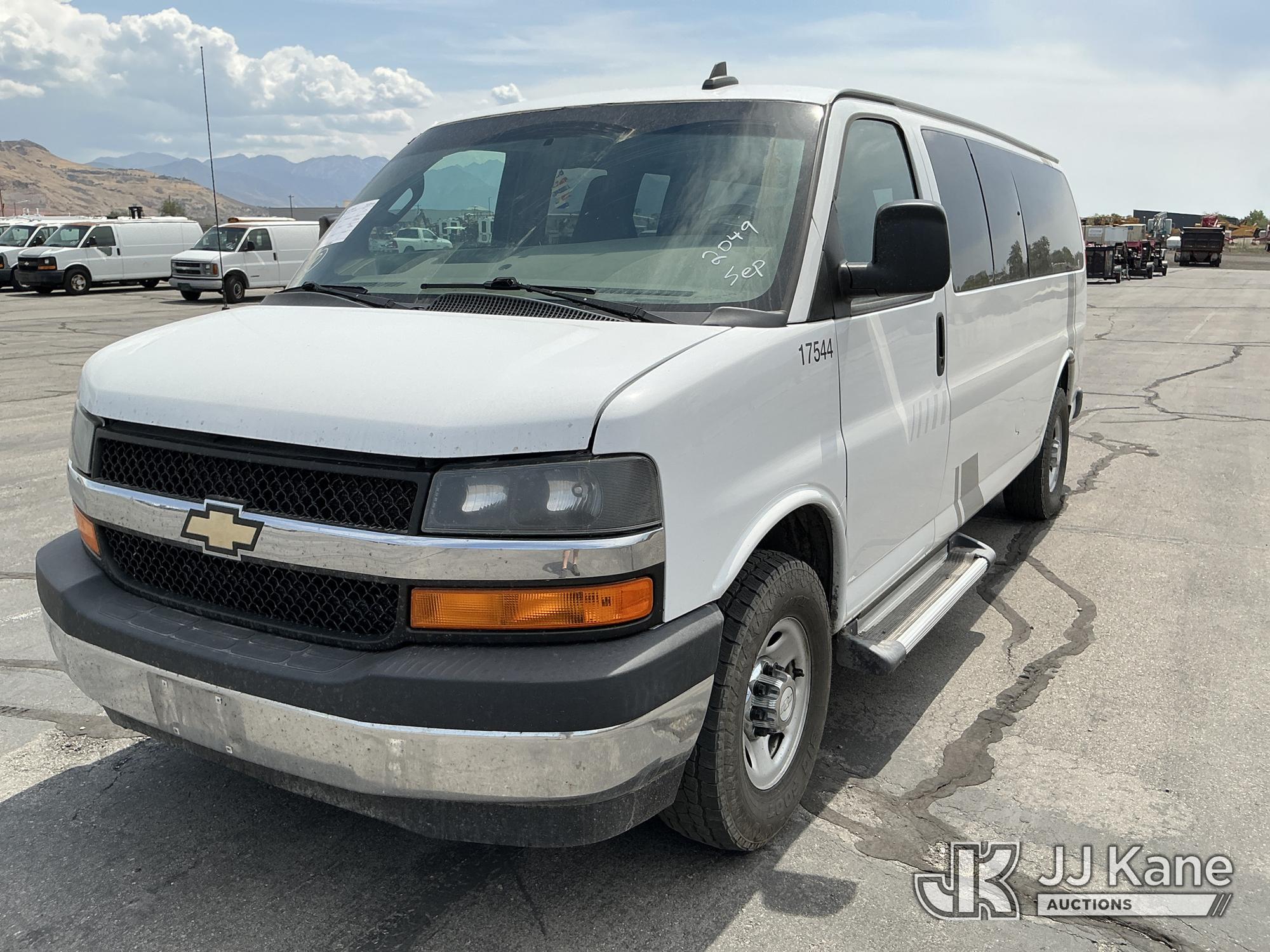 Photo of 2017 Chevrolet Express G3500