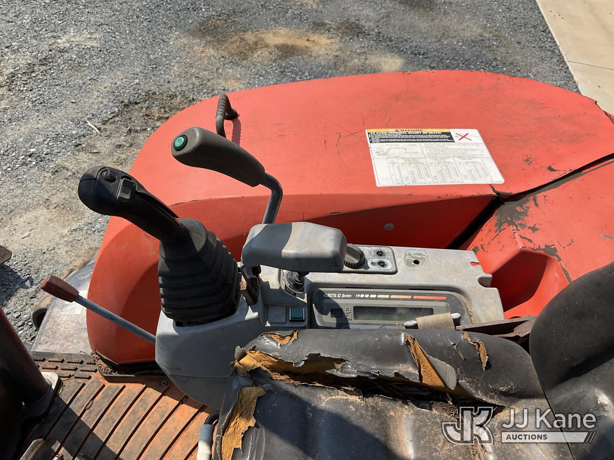 2006 Kubota KX121-3