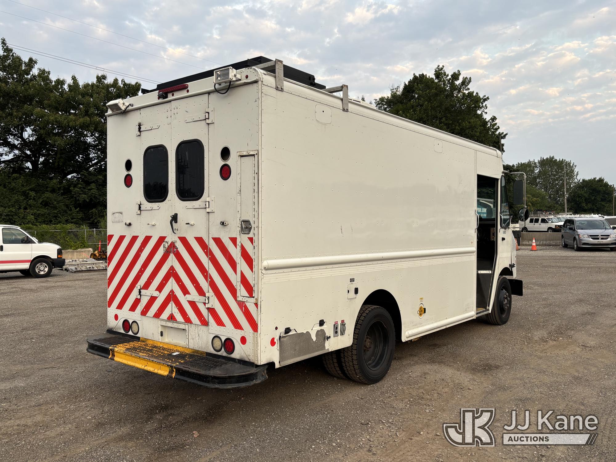2015 Freightliner MT45 Chassis