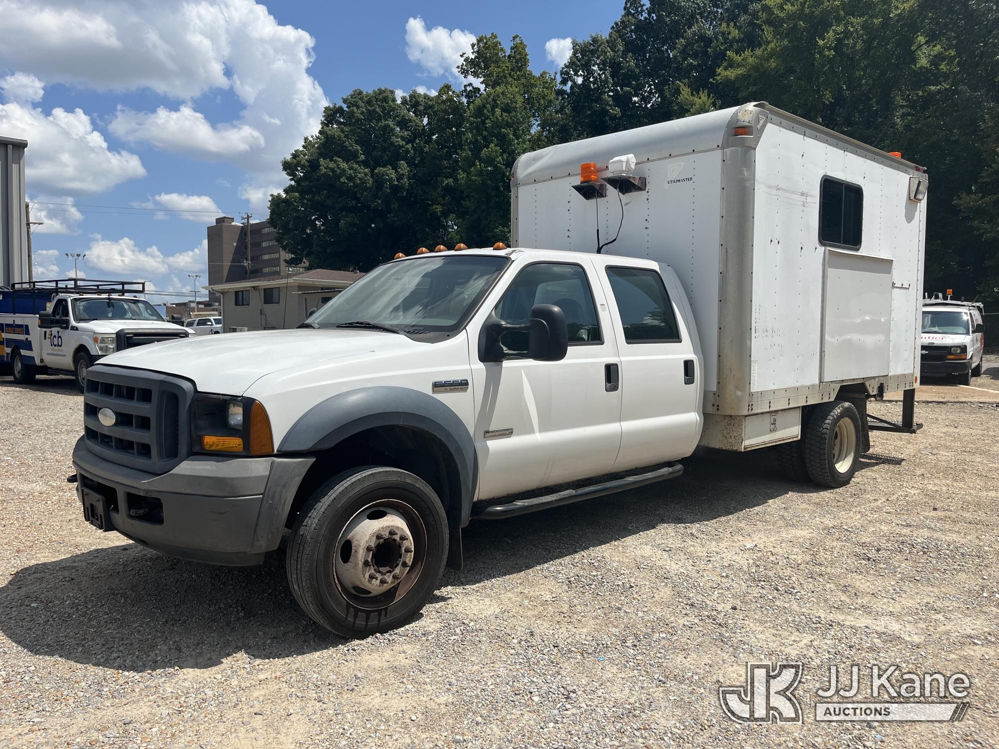 2006 Ford F-550 Crew Cab Van Body Truck, Municipal Owned