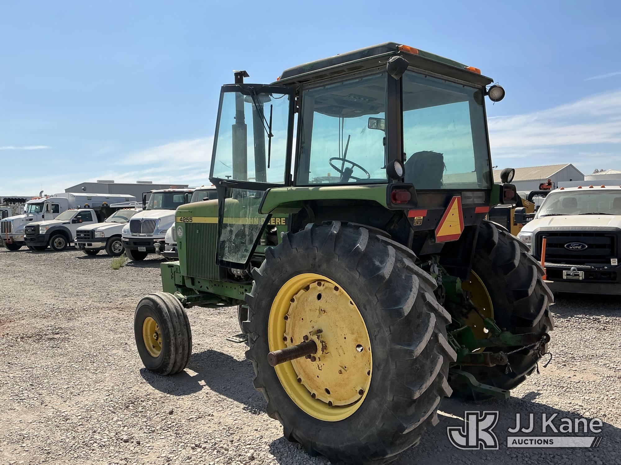 1989 John Deere 4255