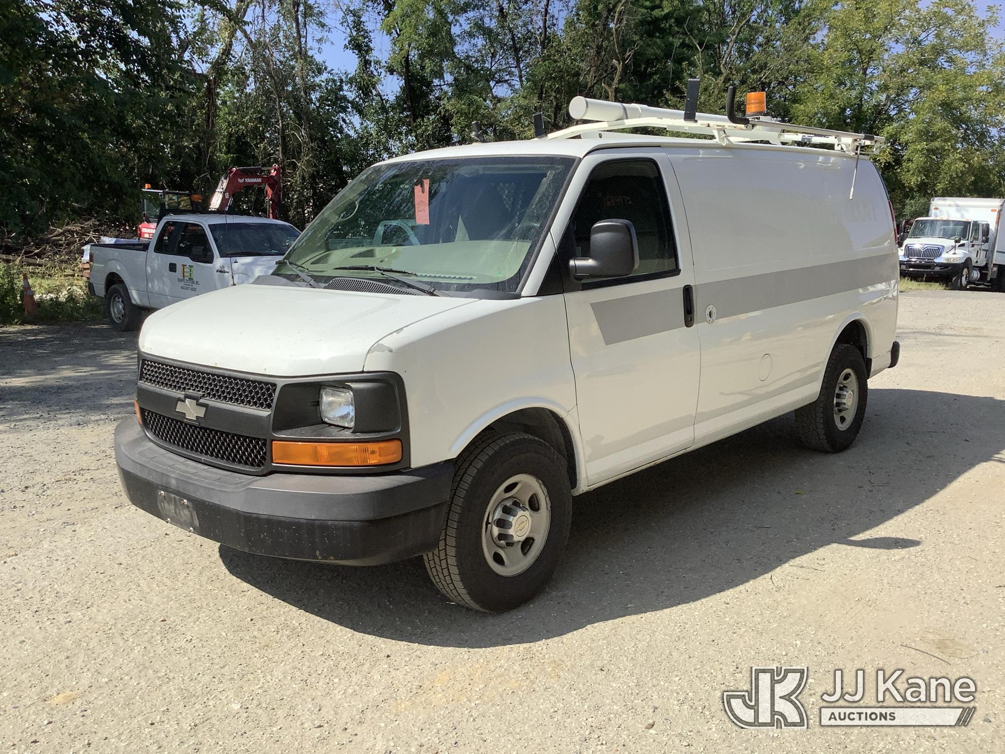 Photo of 2011 Chevrolet Express G2500