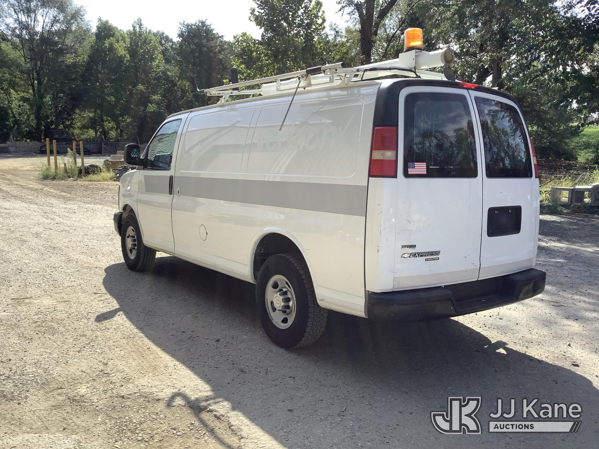 2011 Chevrolet EXPRESS G2500
