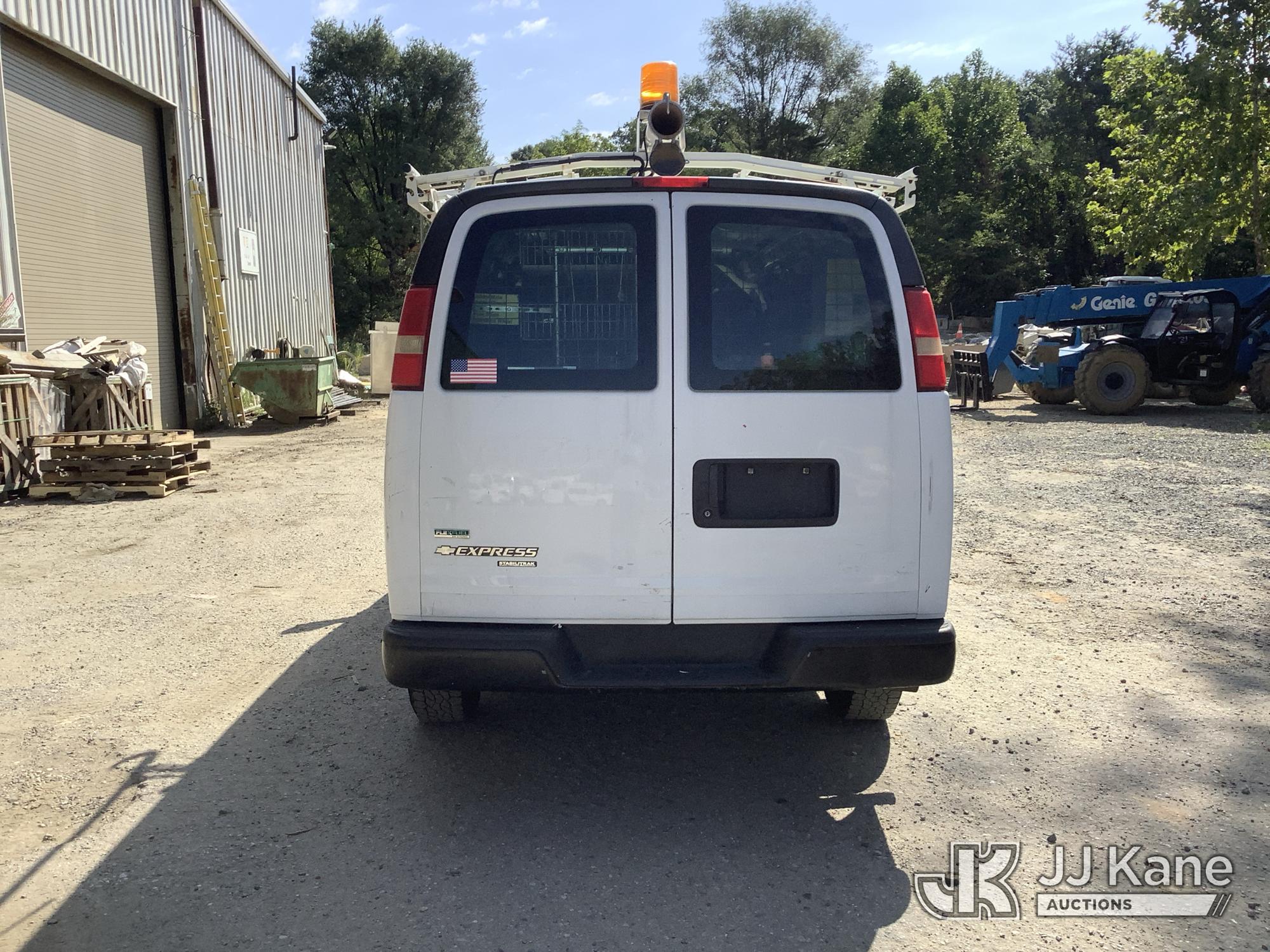 2011 Chevrolet EXPRESS G2500