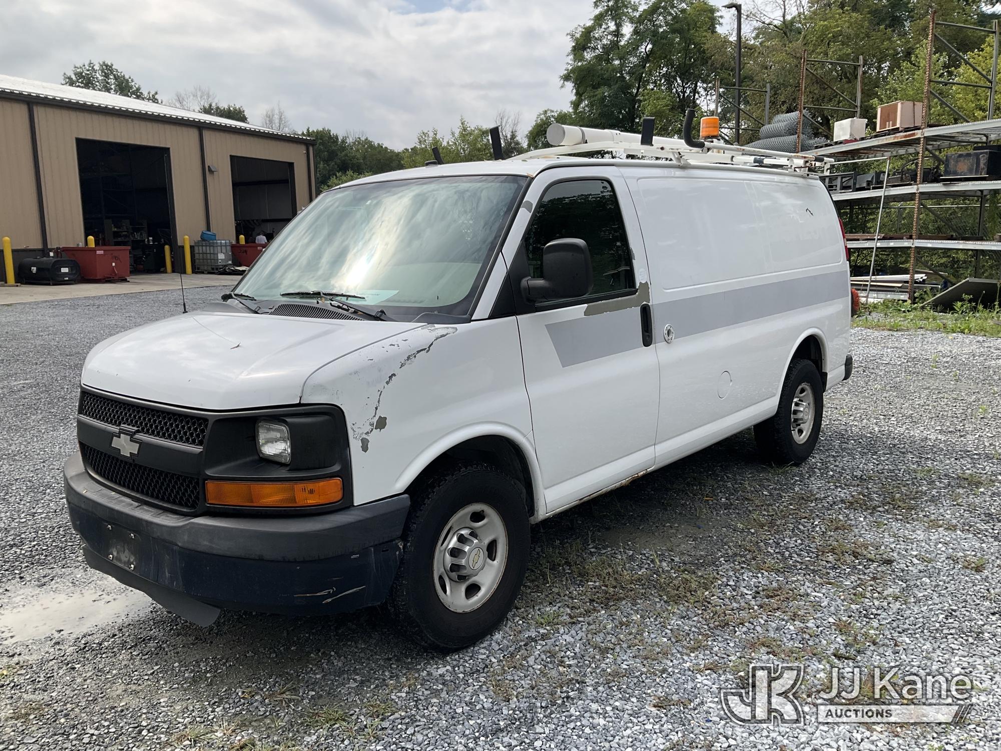 Photo of 2011 Chevrolet Express G2500