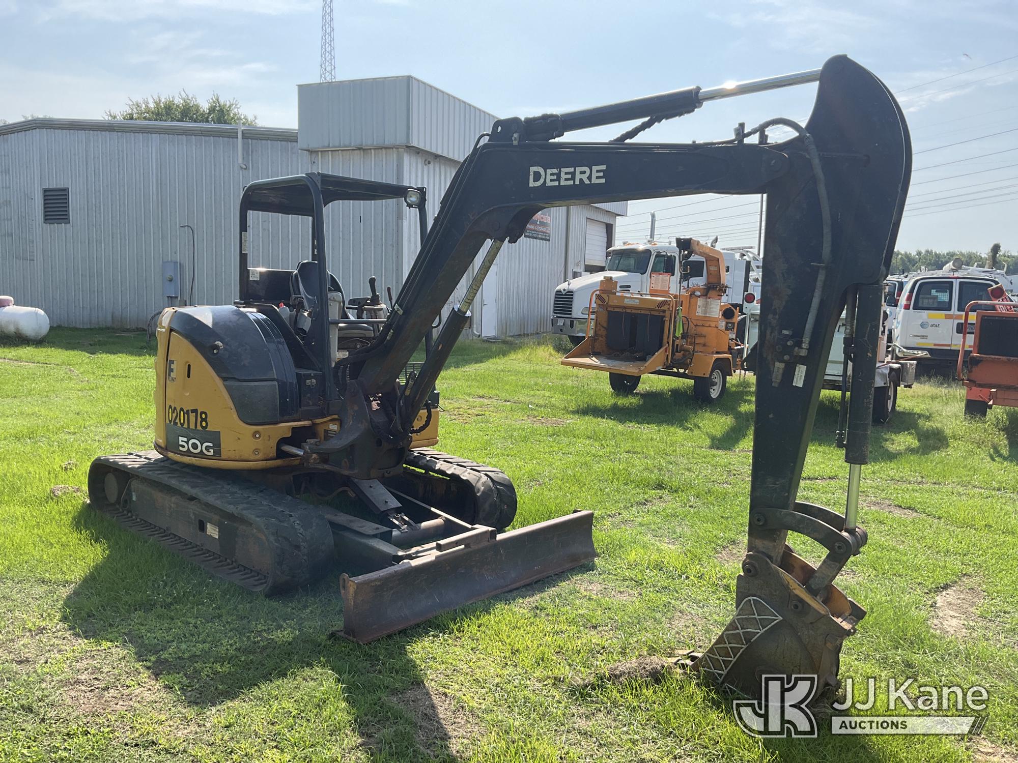 2017 John Deere 50G