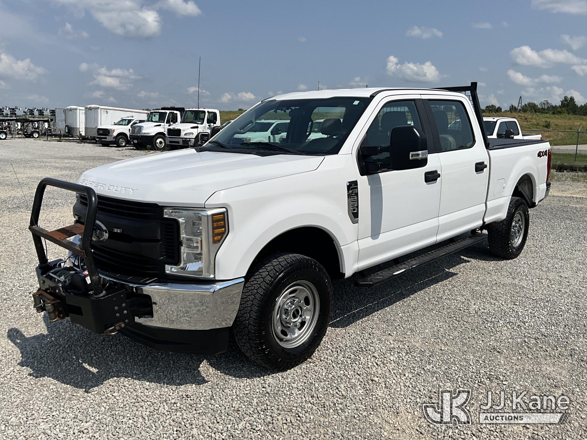2019 Ford F250 4x4 Crew-Cab Pickup Truck