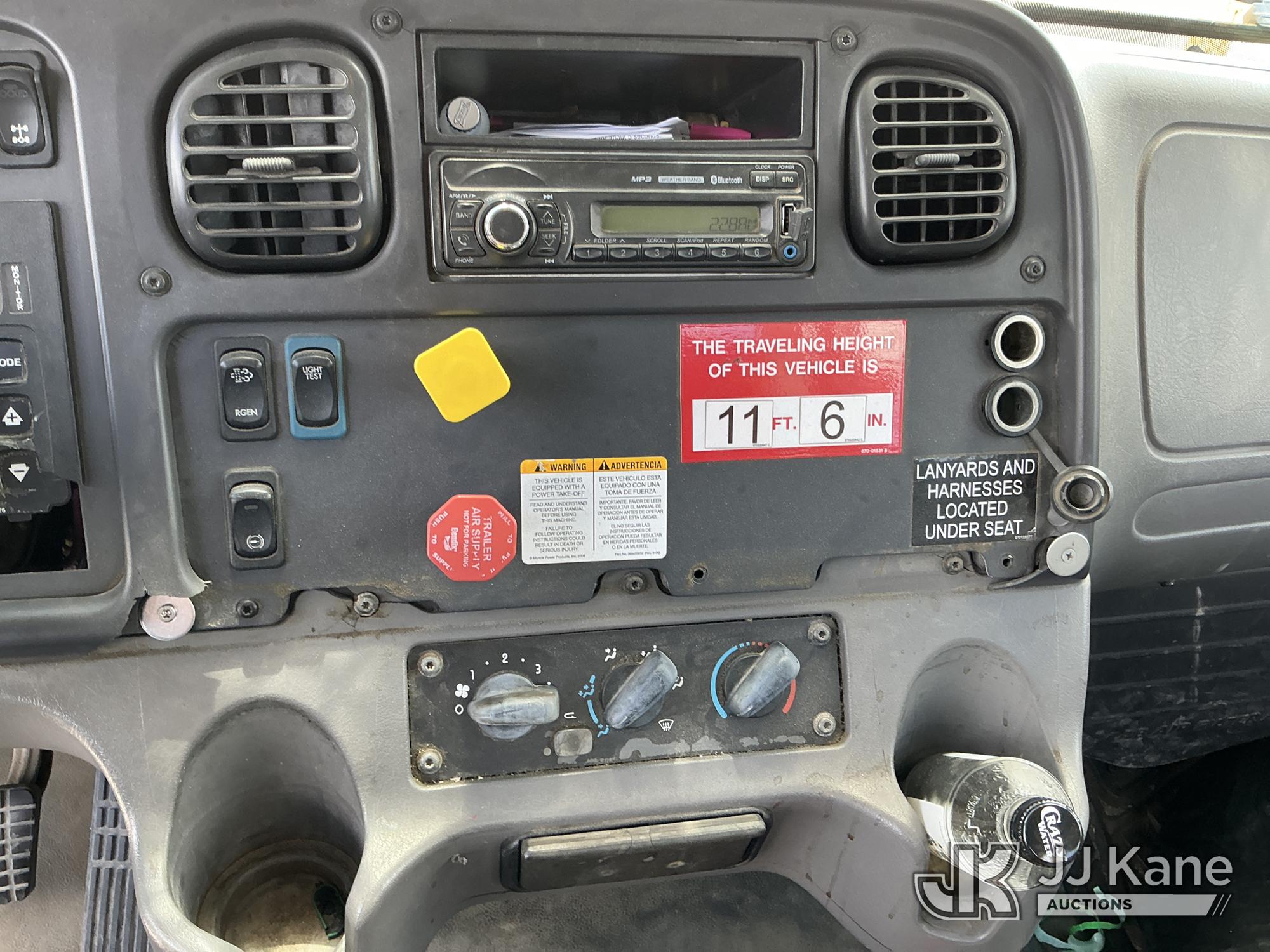2016 Freightliner M2 106
