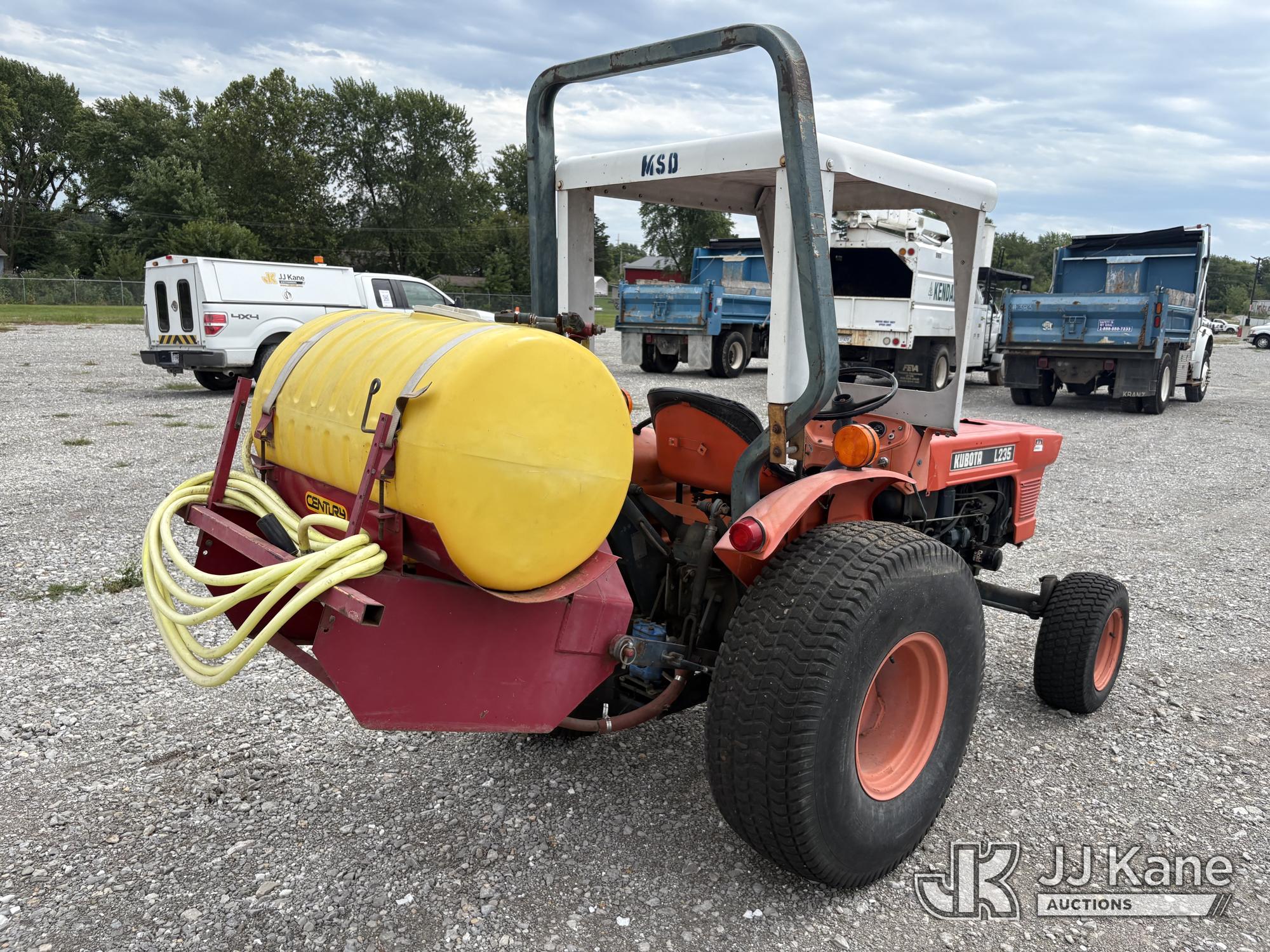 1987 Kubota L235