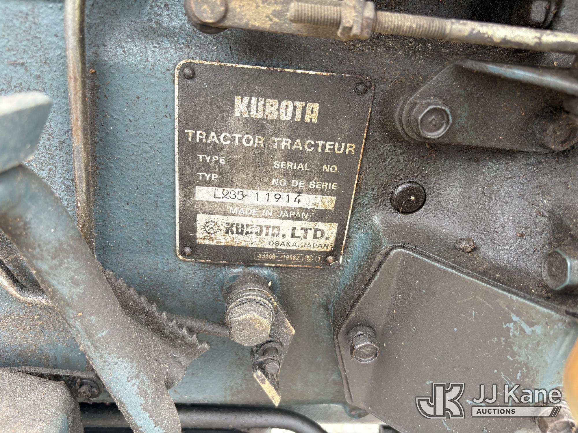 1987 Kubota L235