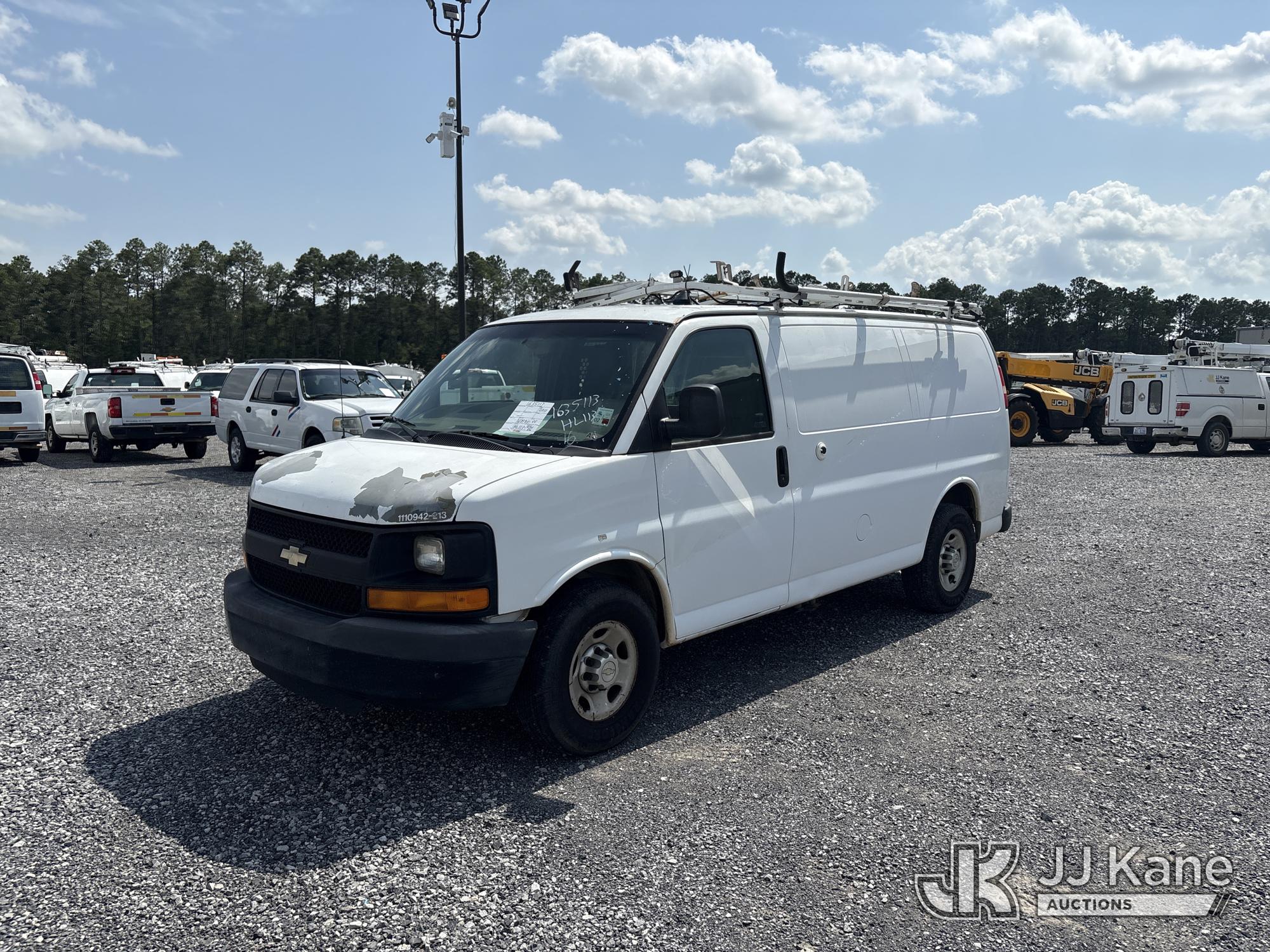 2013 Chevrolet Express G2500 Cargo Van