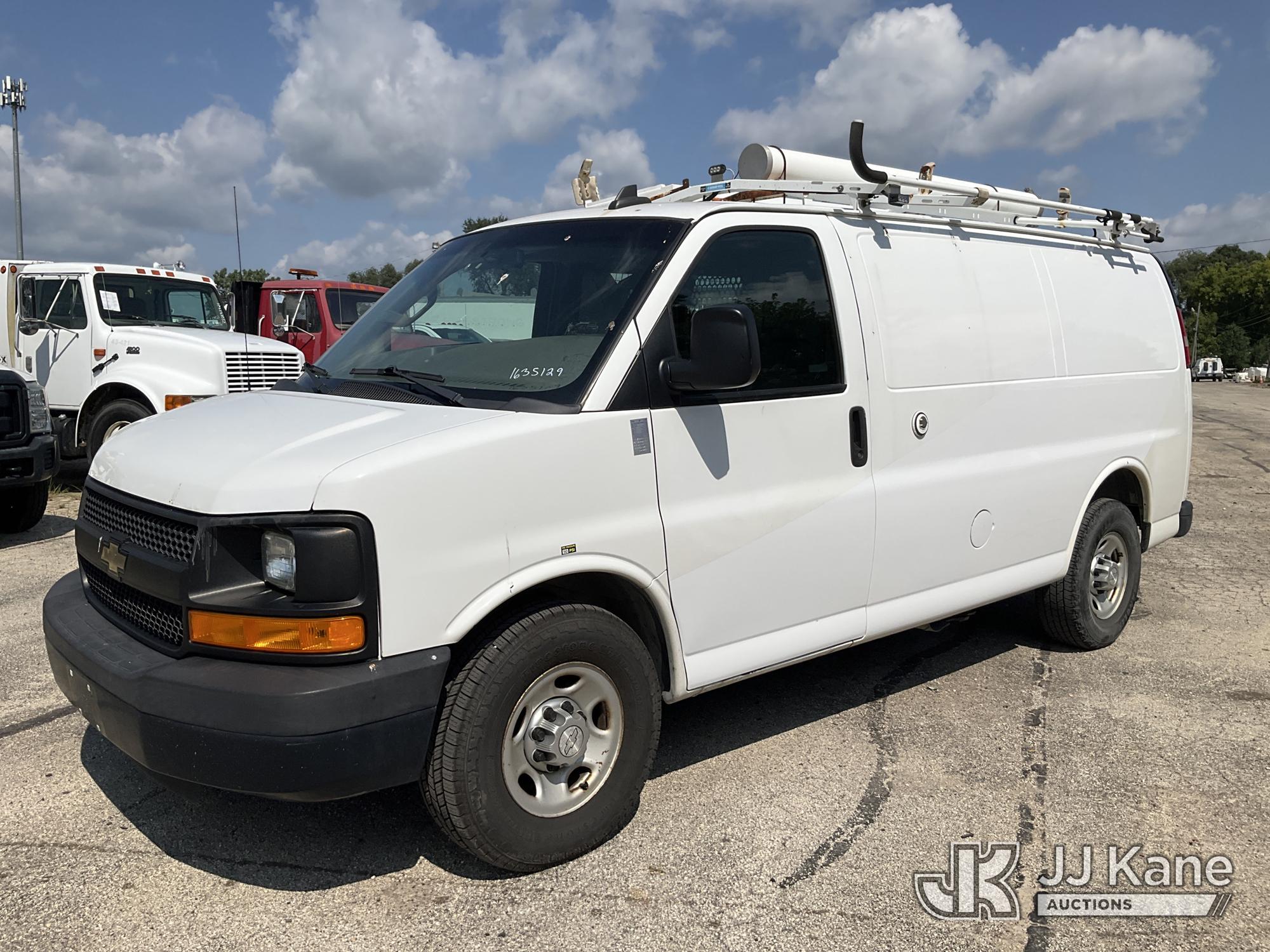 Photo of 2016 Chevrolet Express G2500