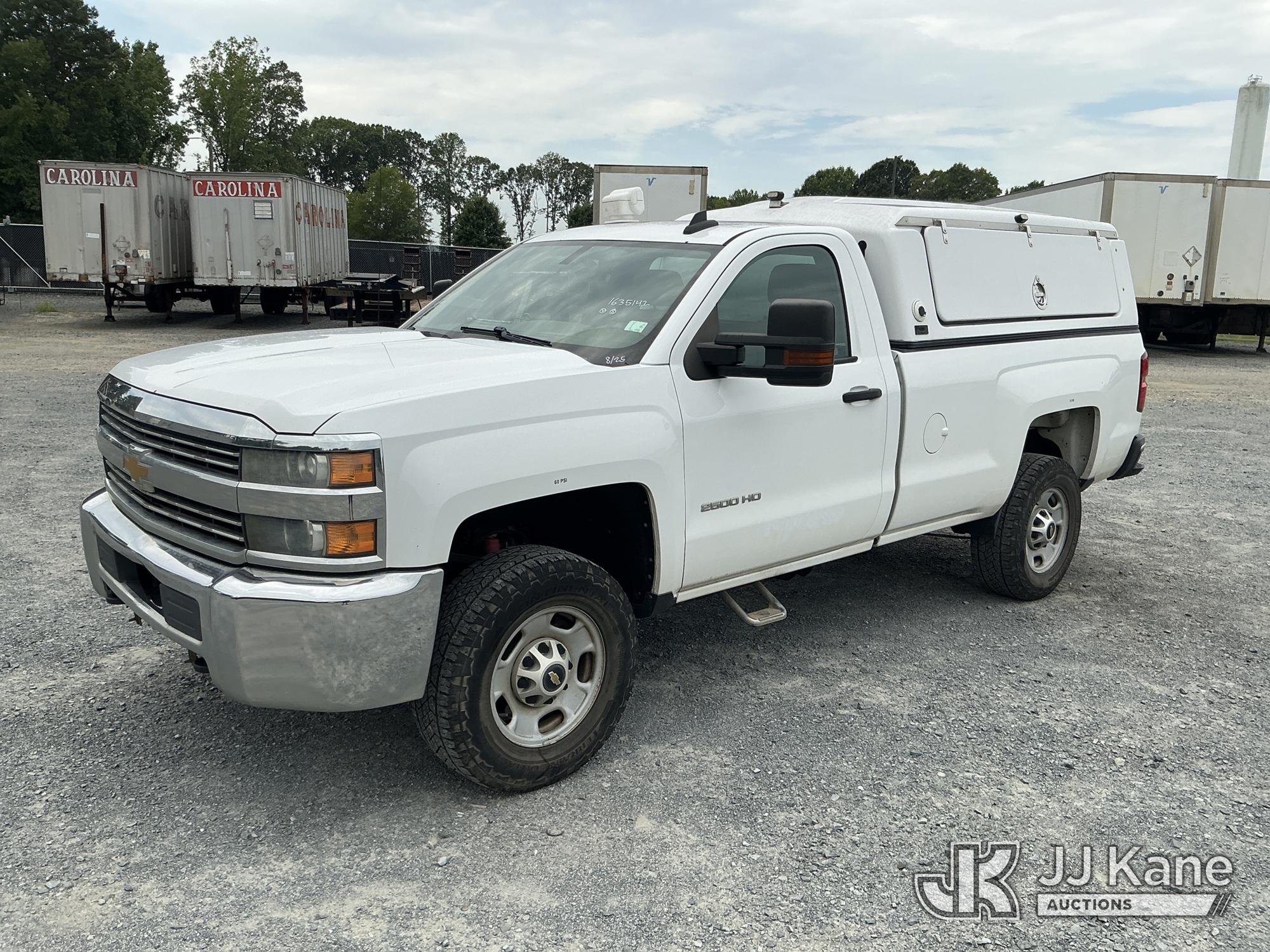 2015 Chevrolet Silverado 2500HD 4X4 Pickup Truck