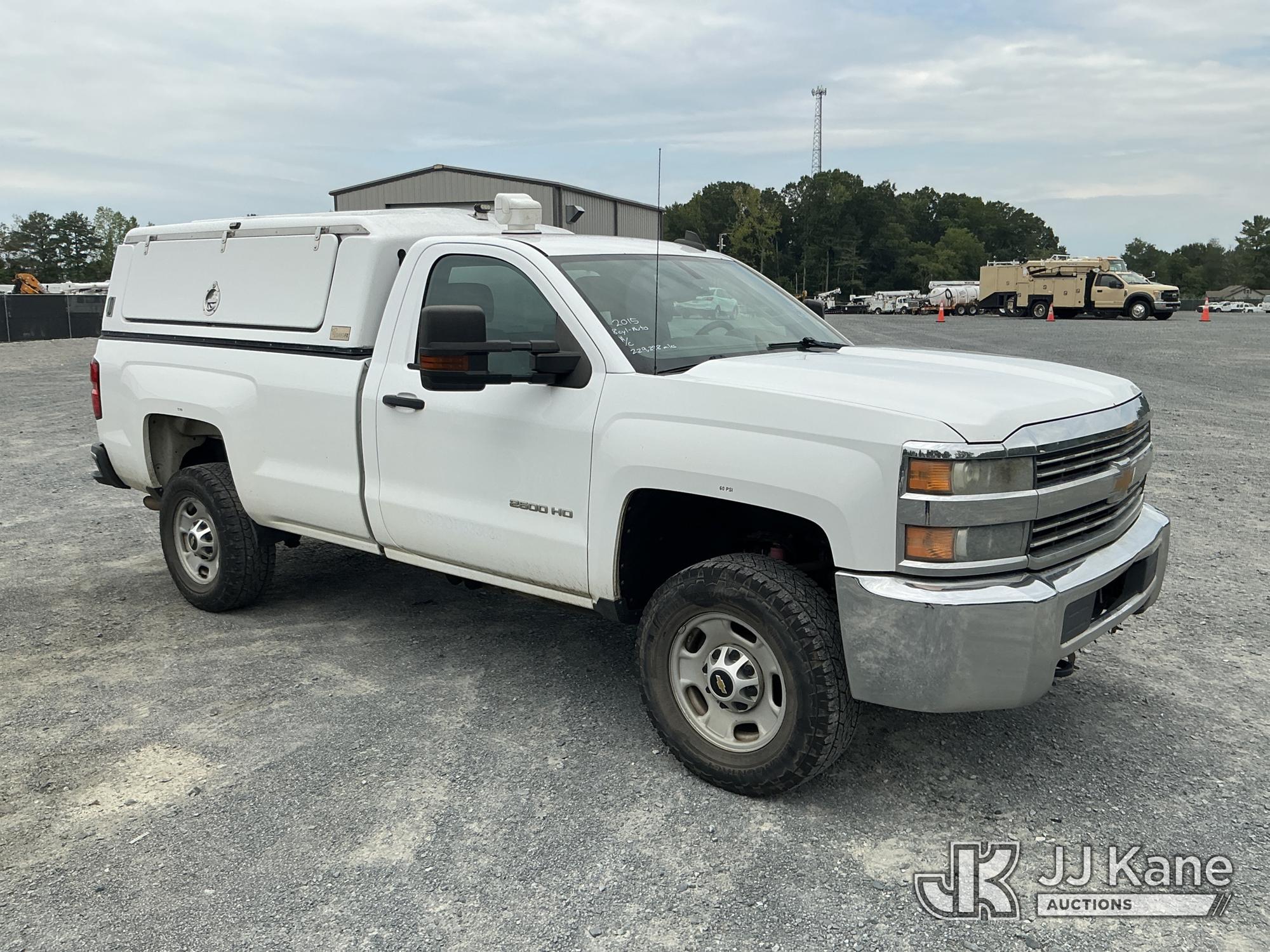 2015 Chevrolet SILVERADO 2500HD 4X4