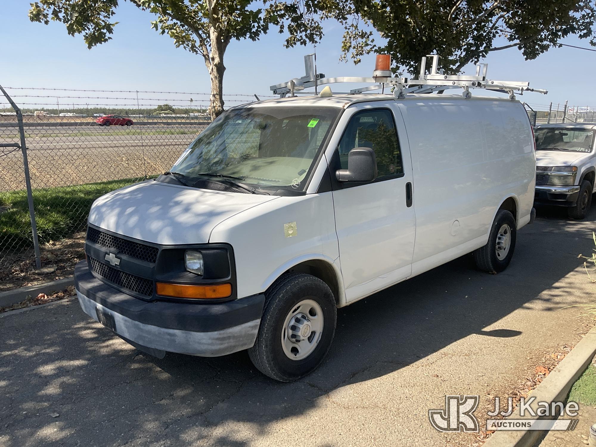 2006 Chevrolet Express 3500 Cargo Cargo Van