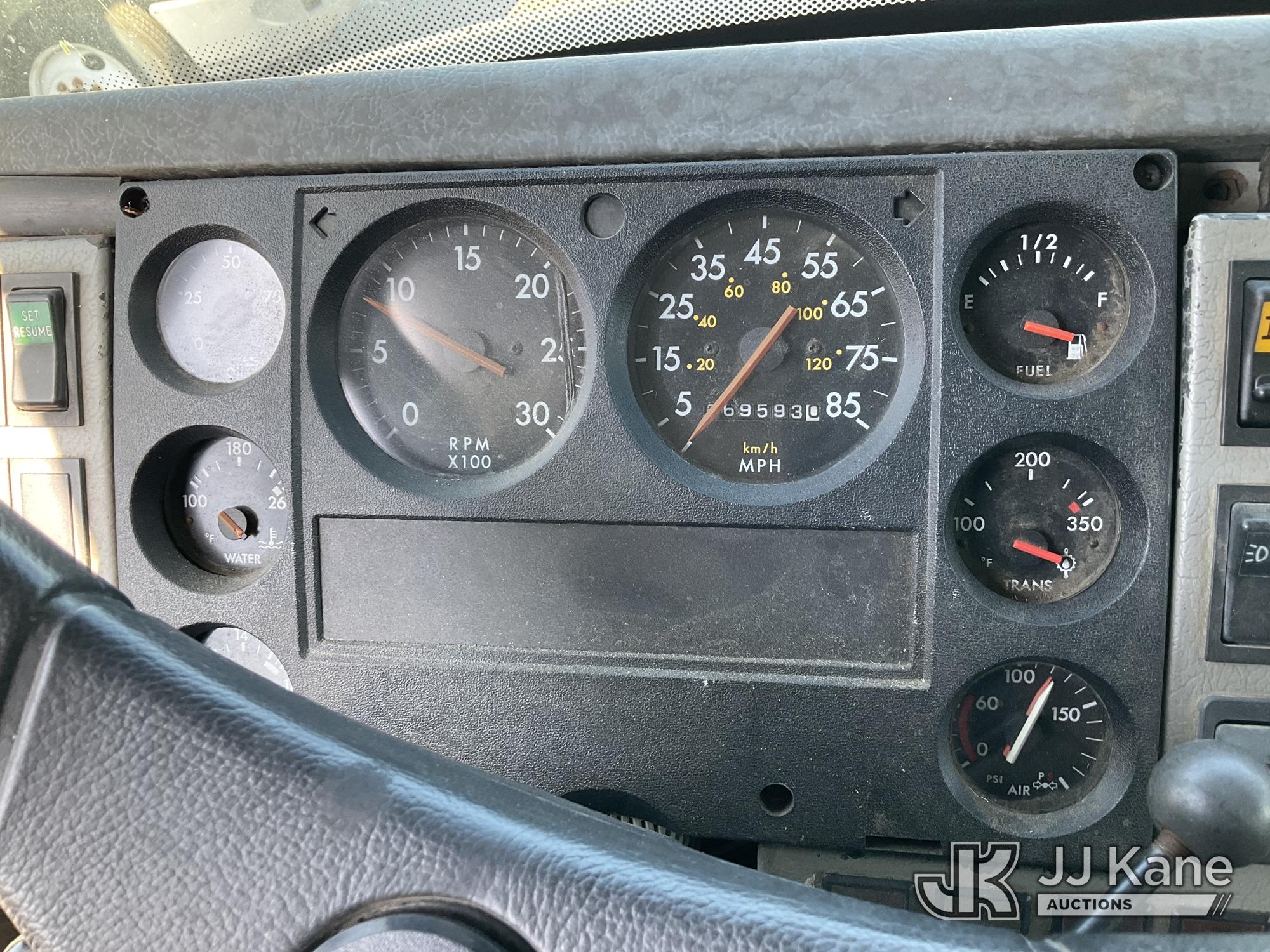2004 Freightliner FL80
