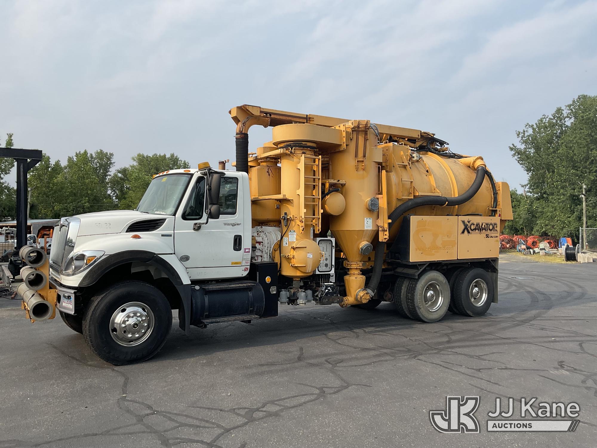 Photo of 2011 International WorkStar 7600