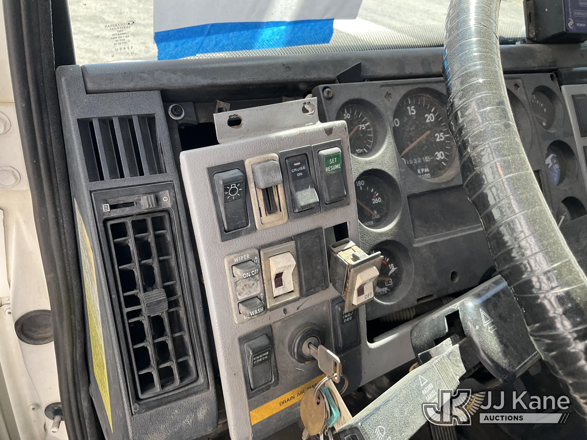1998 Freightliner FL80