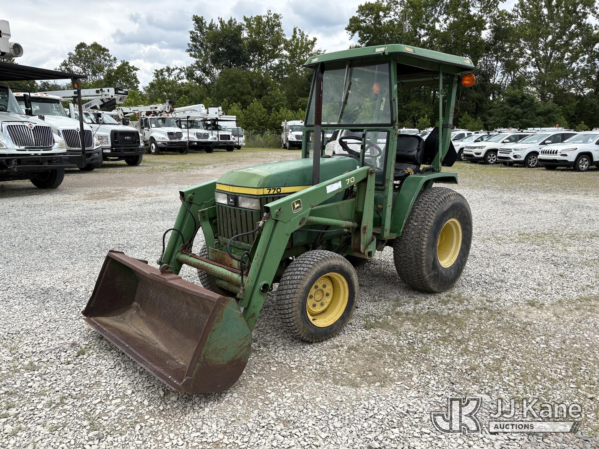 Photo of 1991 John Deere 770