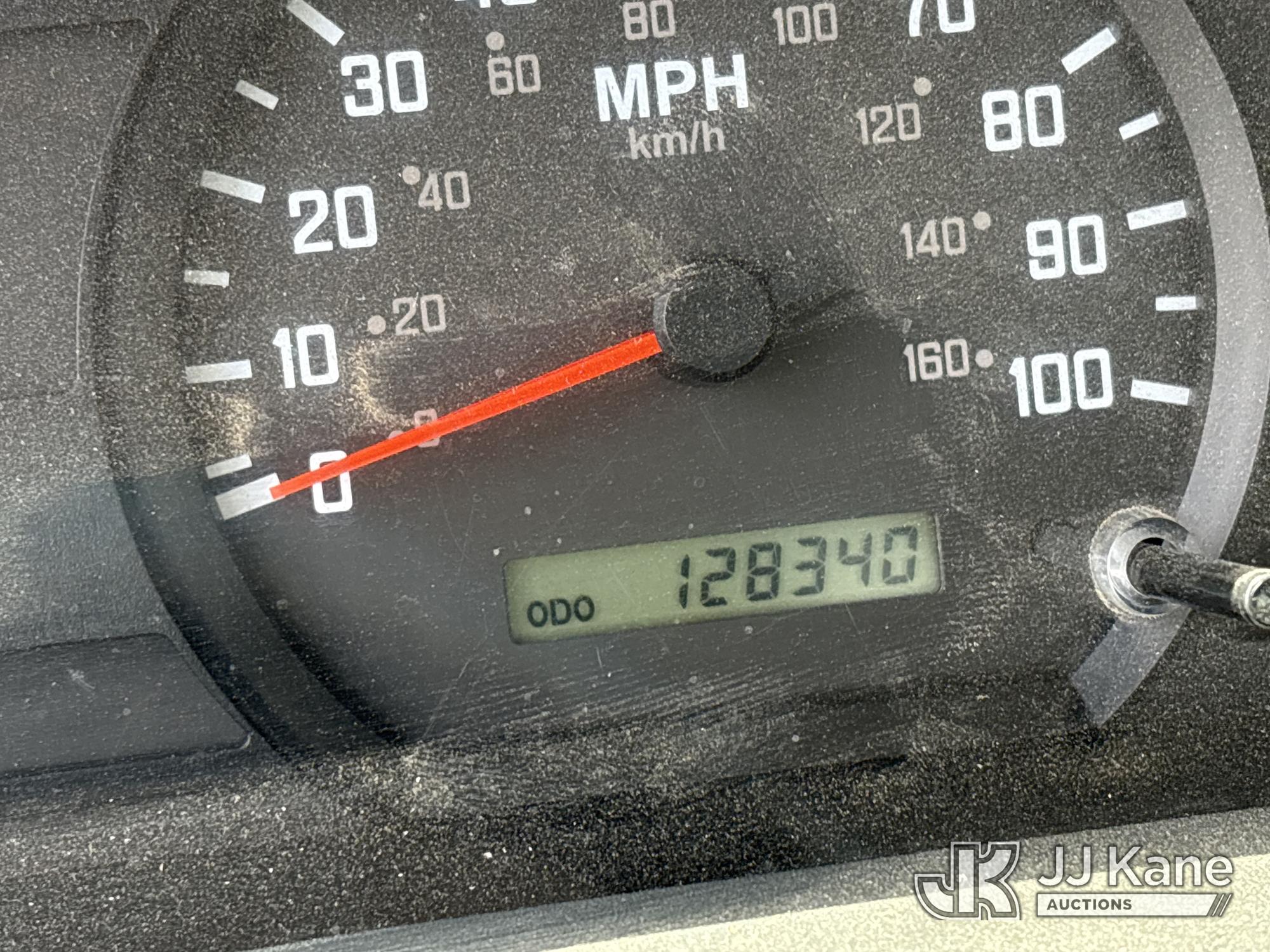 2012 Isuzu NPR HD